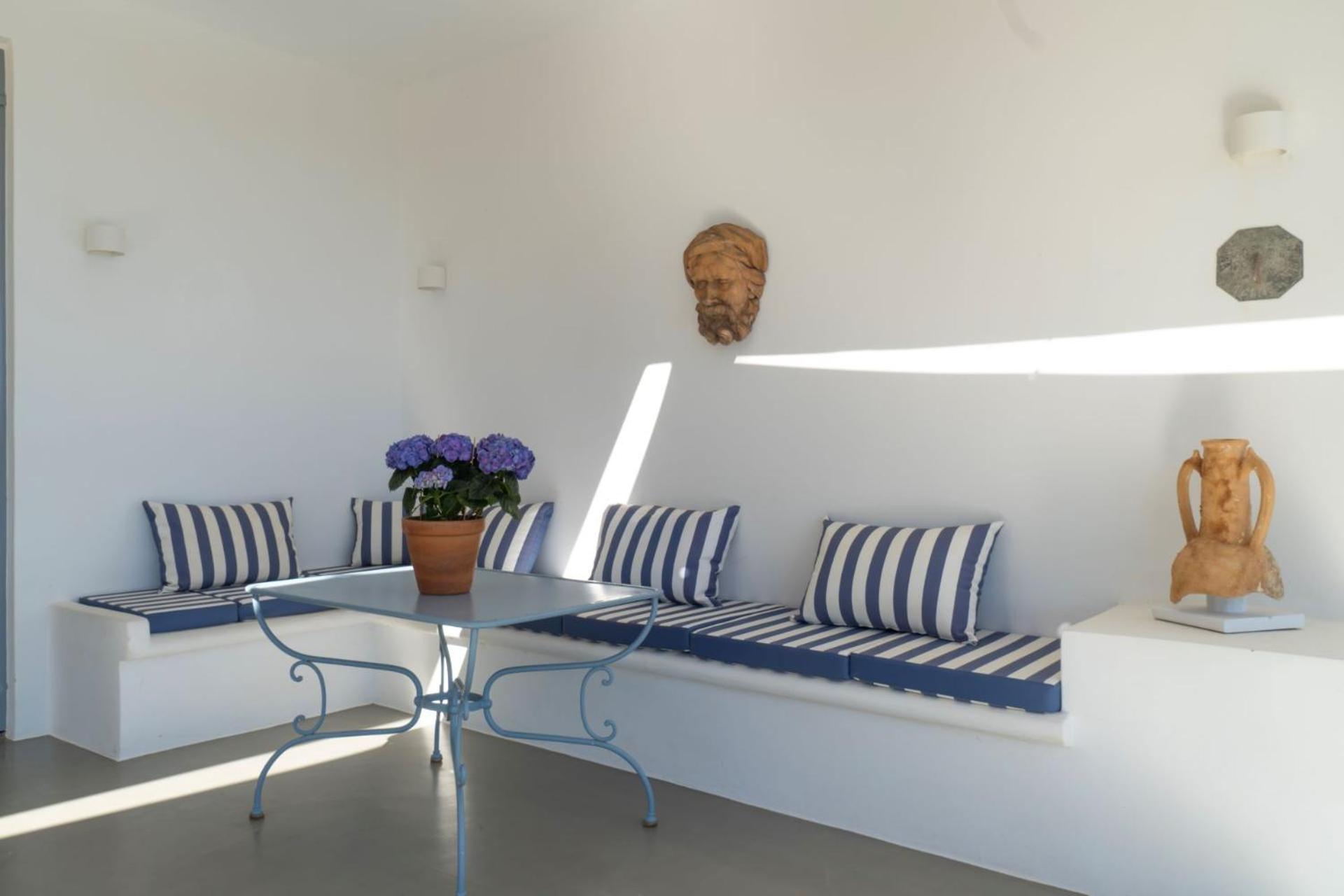 Three-Bedroom Villa photo 2