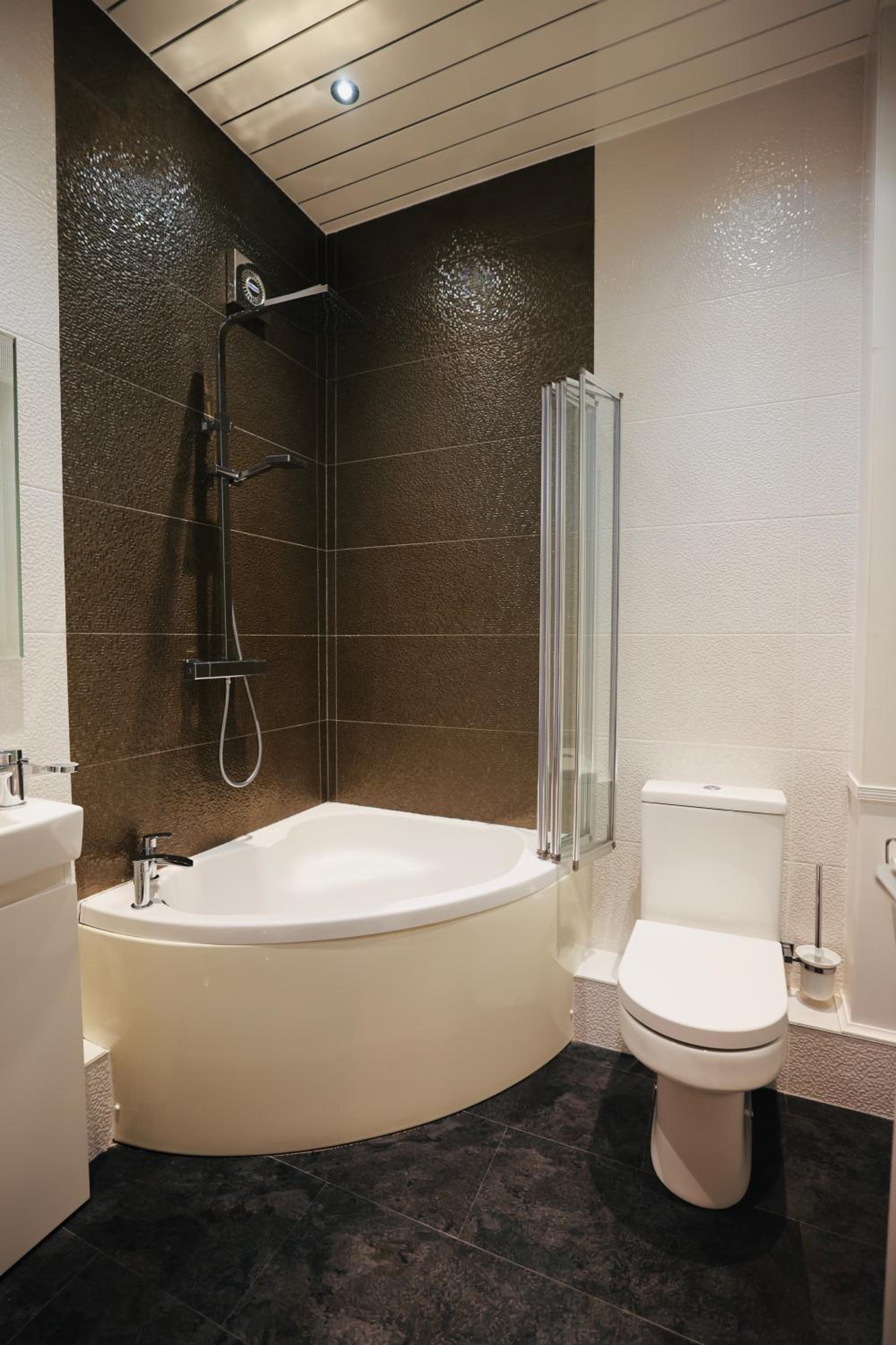Superior Deluxe Double or Twin Room  photo 2