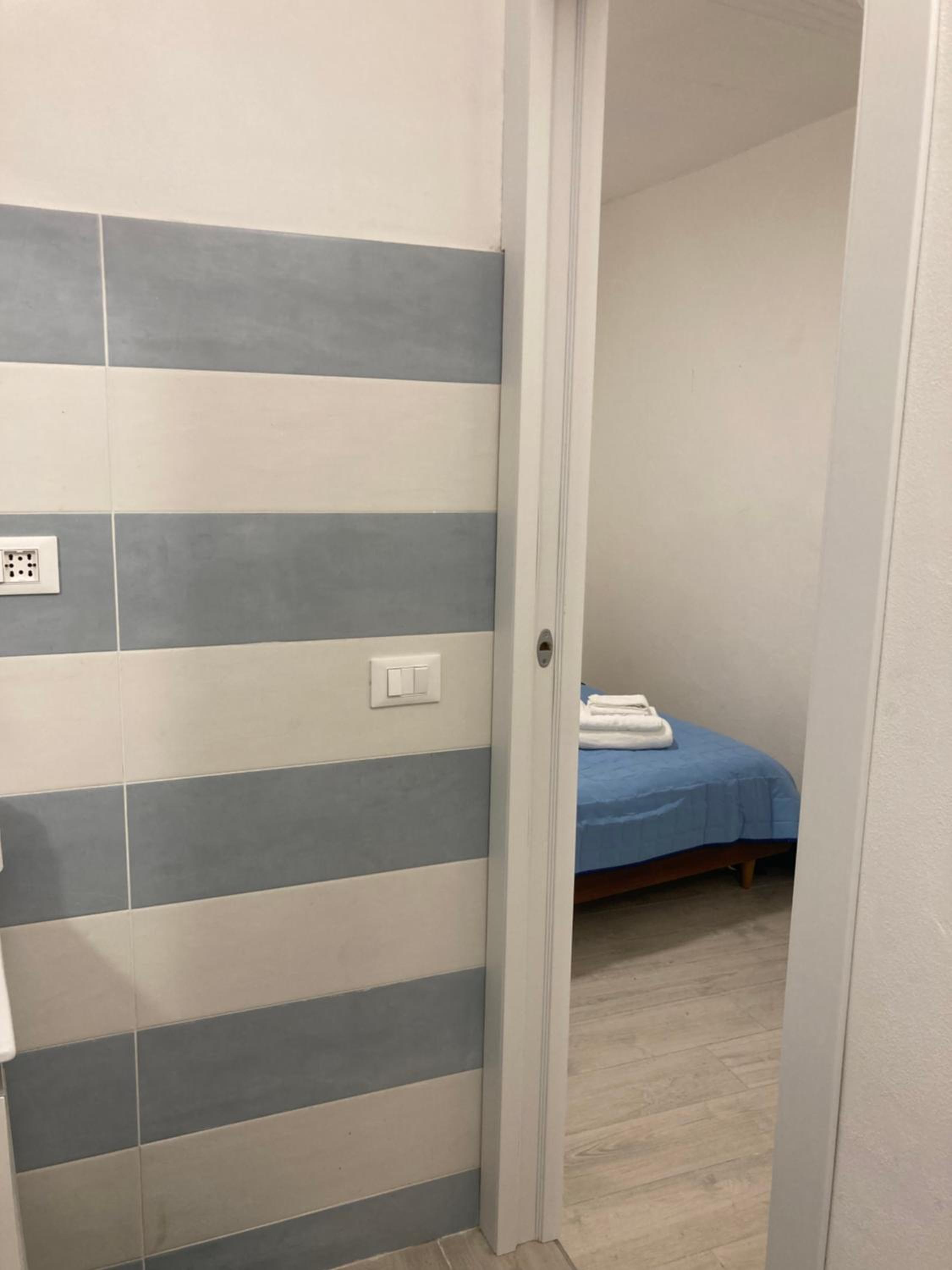 One-Bedroom Standard Apartment