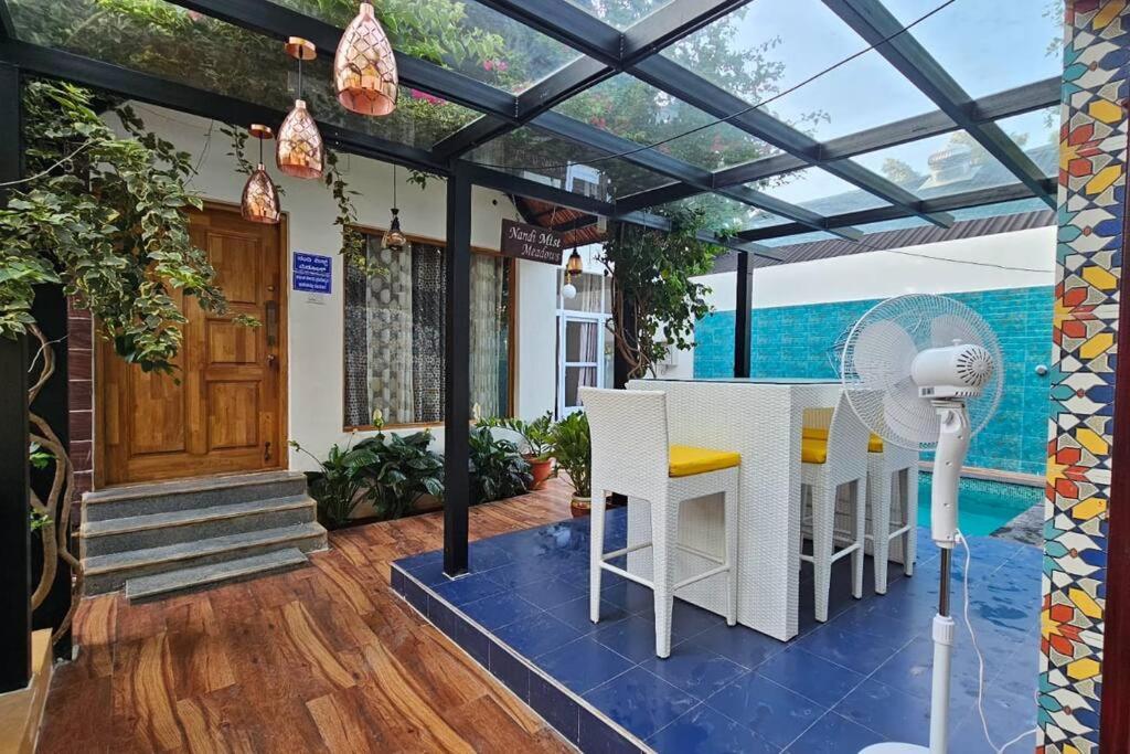 Three-Bedroom Villa photo 2