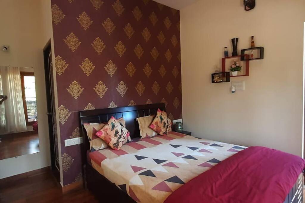 Three-Bedroom Villa photo 1