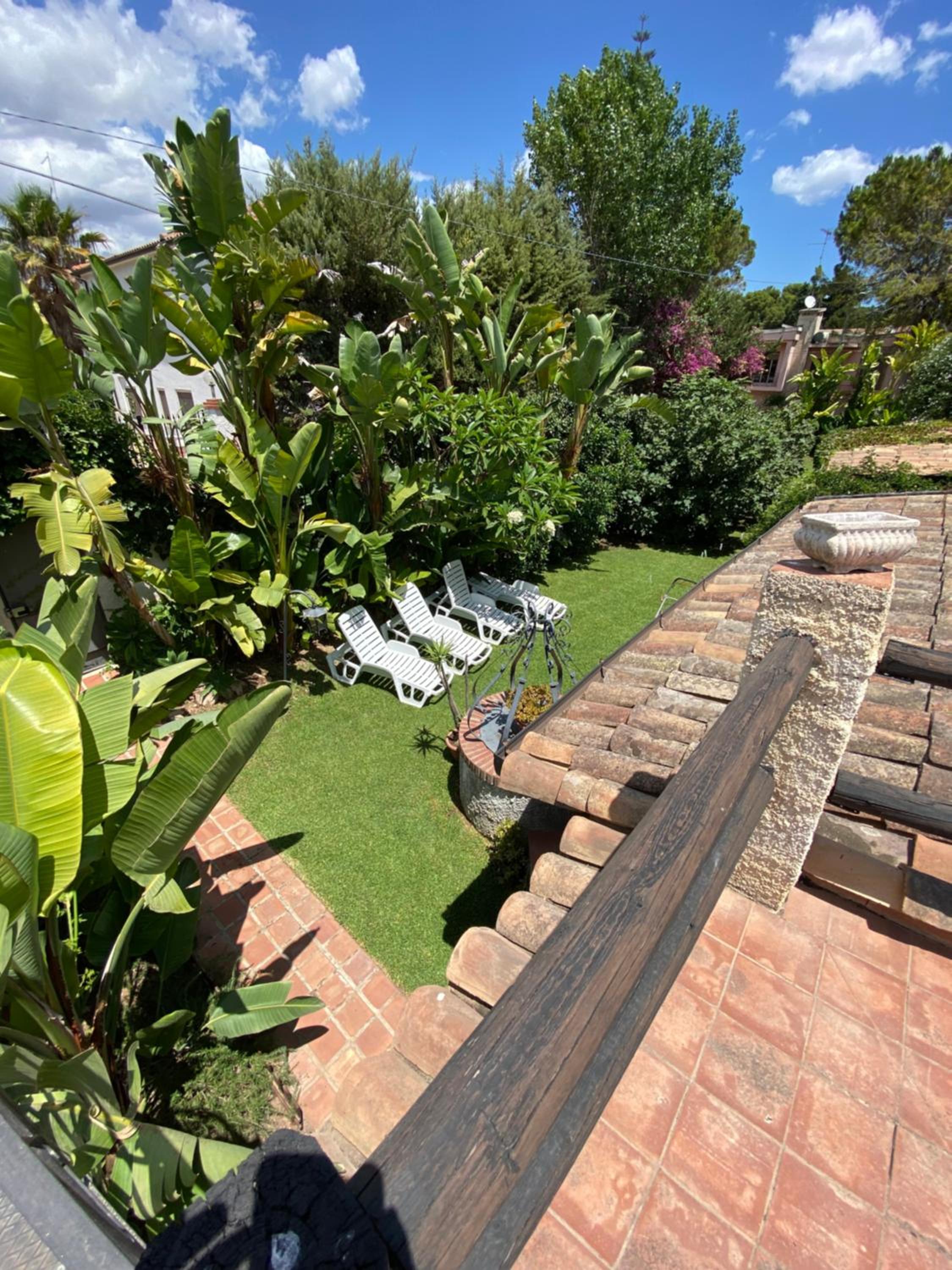 Villa photo 3