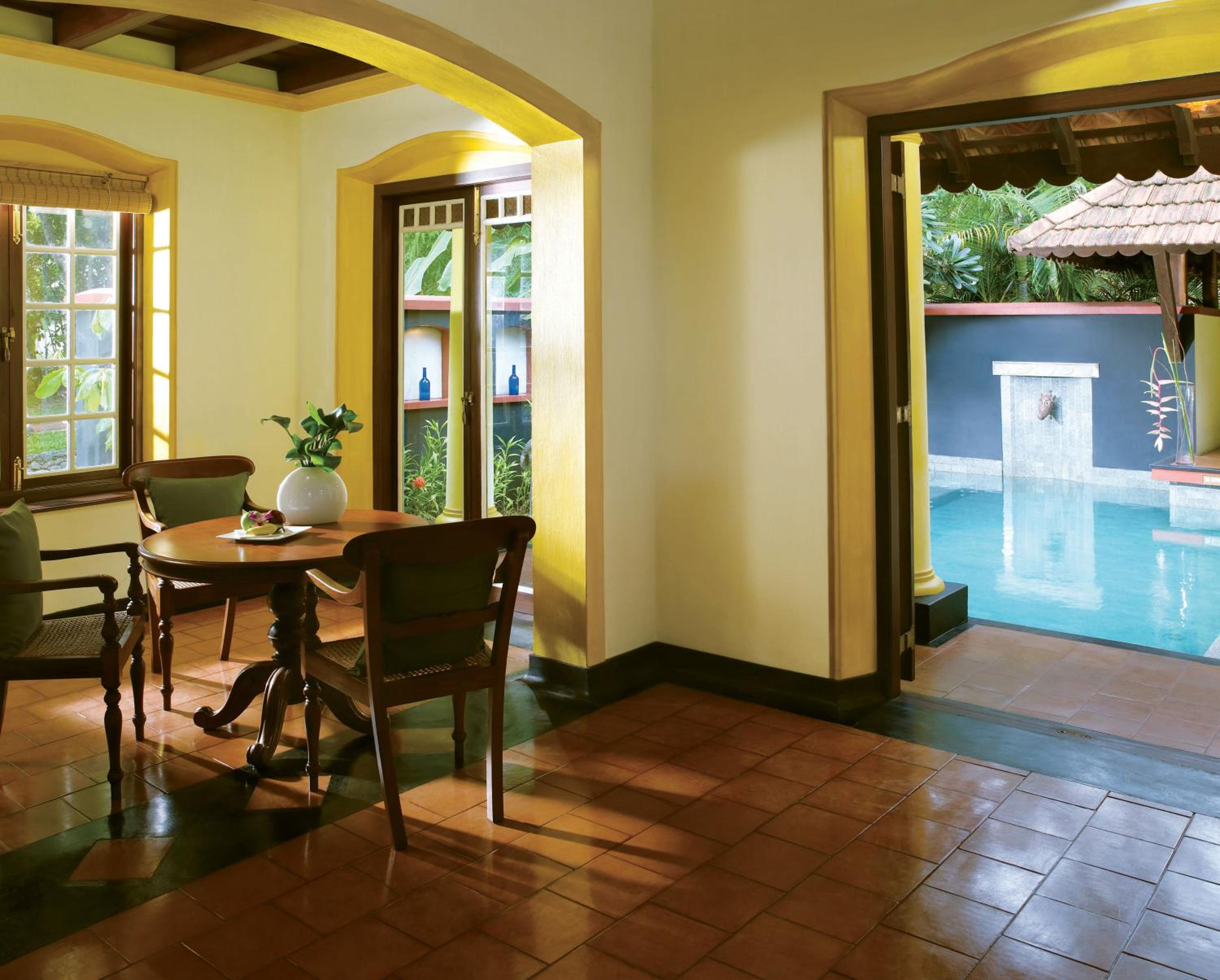 Luxury Villa Lotus Garden View King Bed - Photo 1