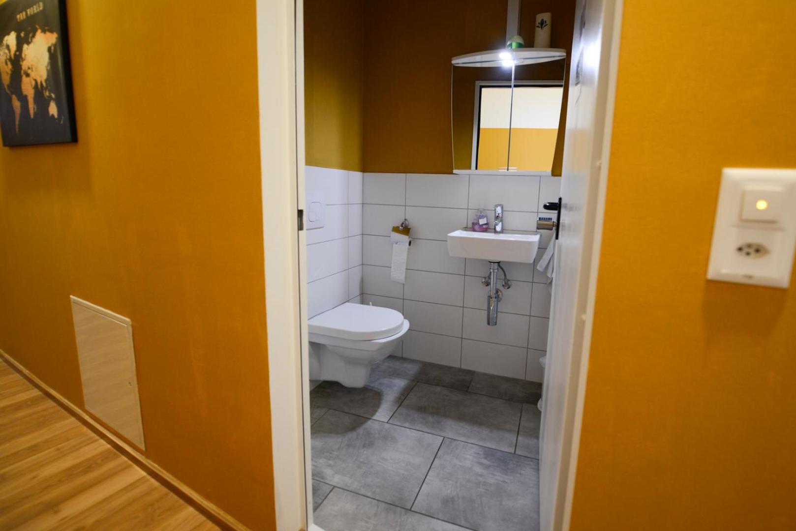 Double Room with Shared Toilet photo 3