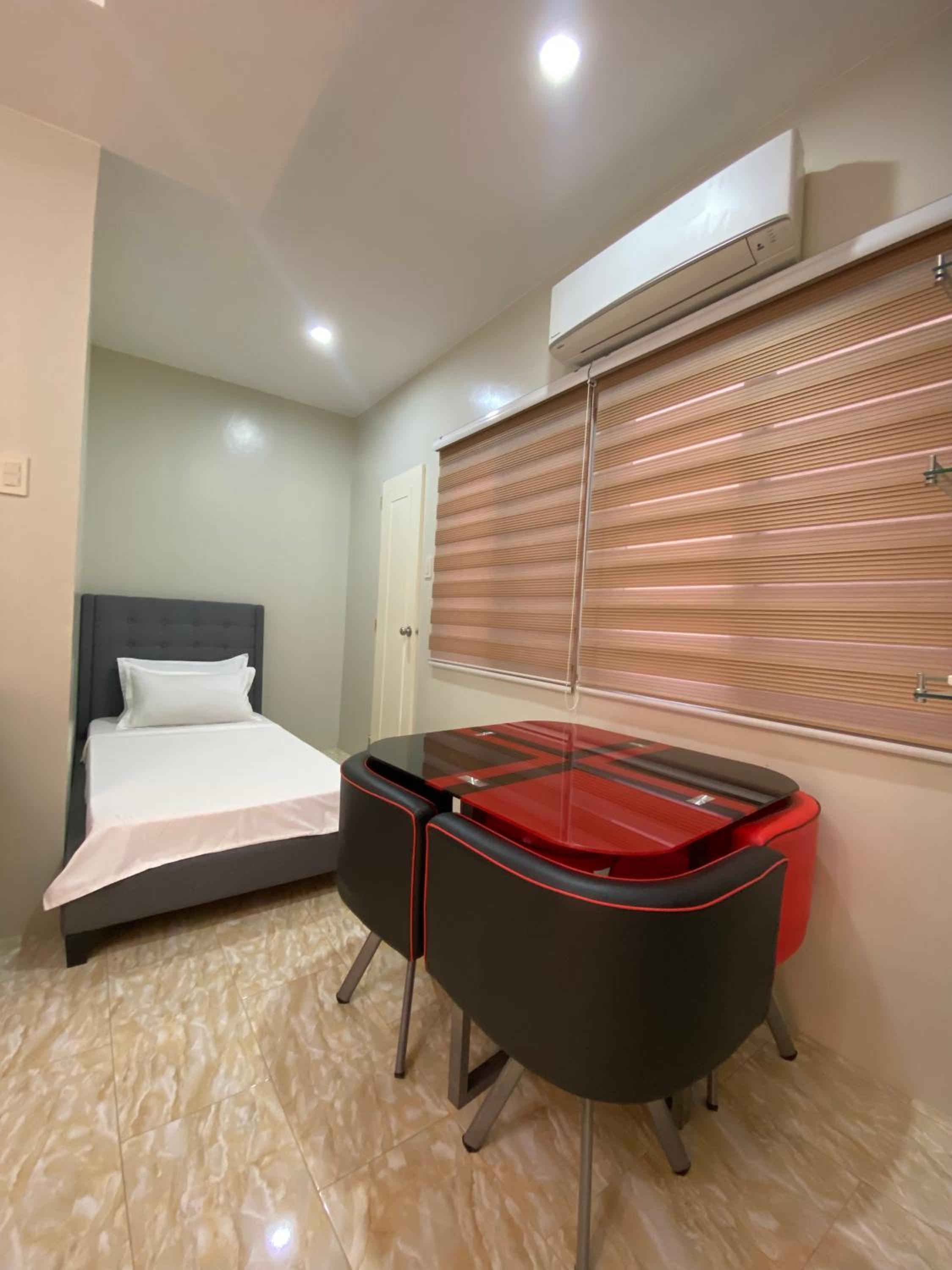 Deluxe Suite photo 2