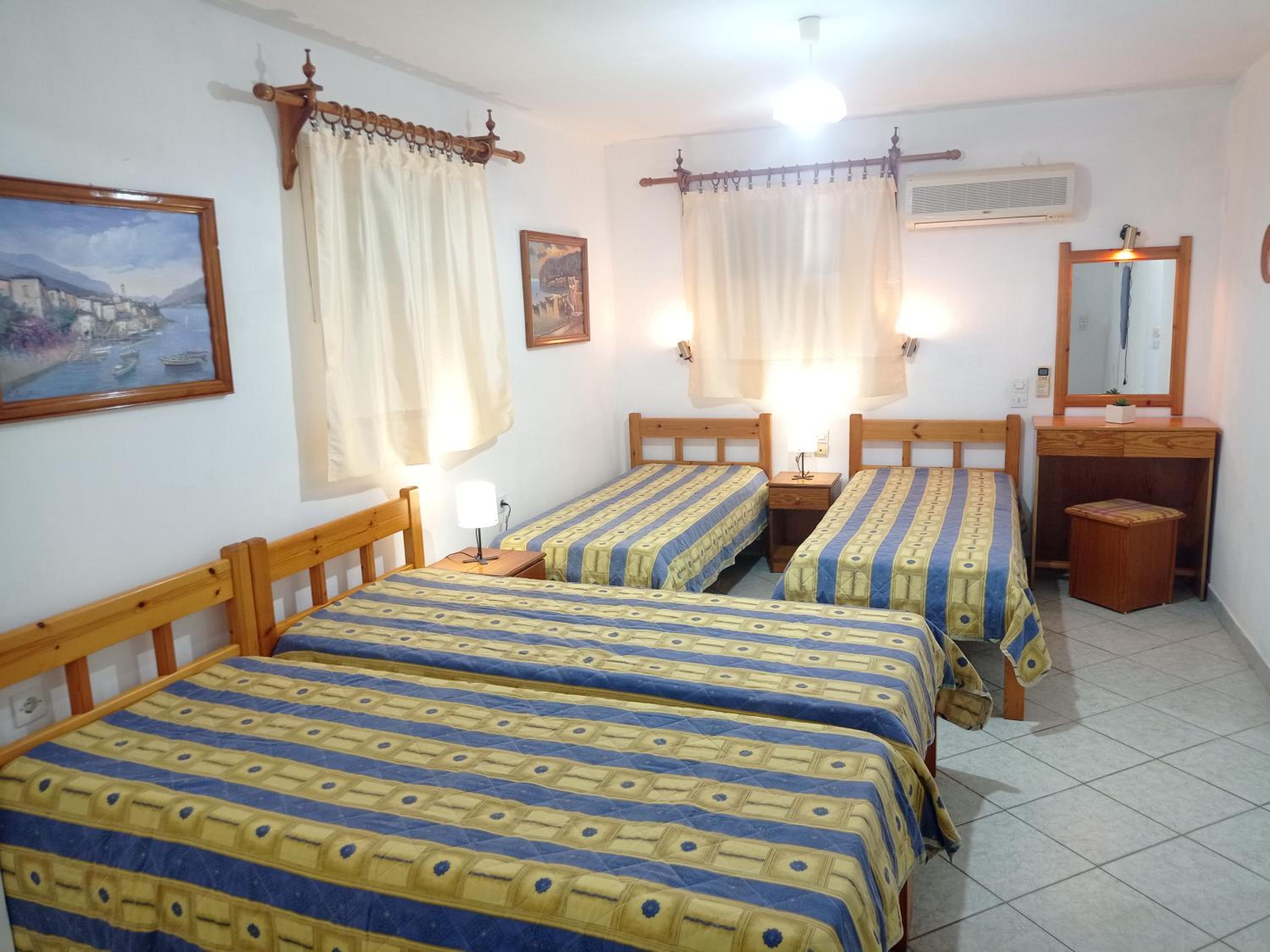 Quadruple Room with Garden View photo 1