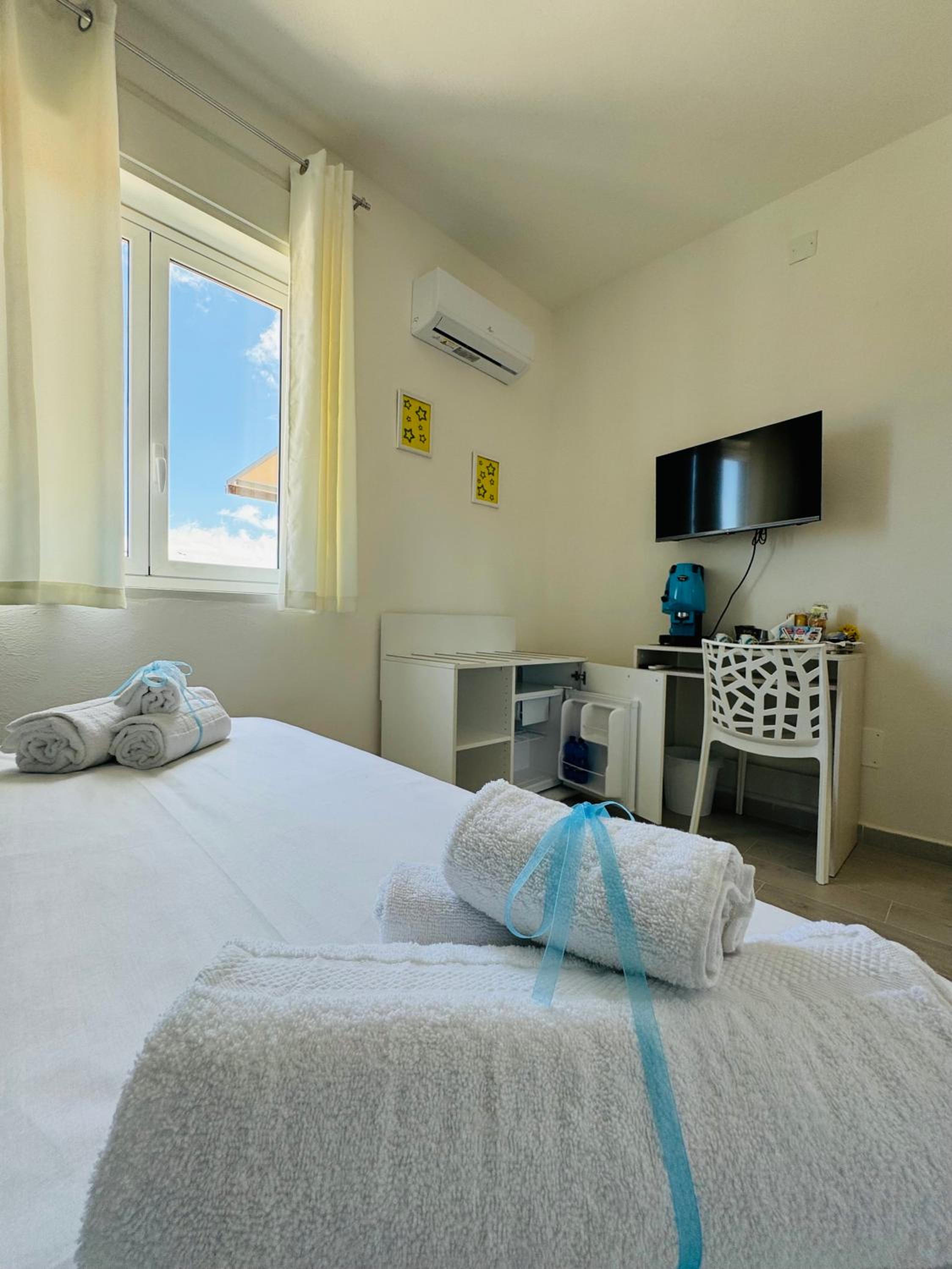 Double Room with Private Bathroom photo 2