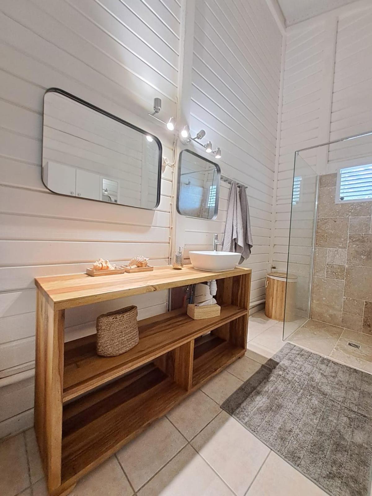 Two-Bedroom House photo 3