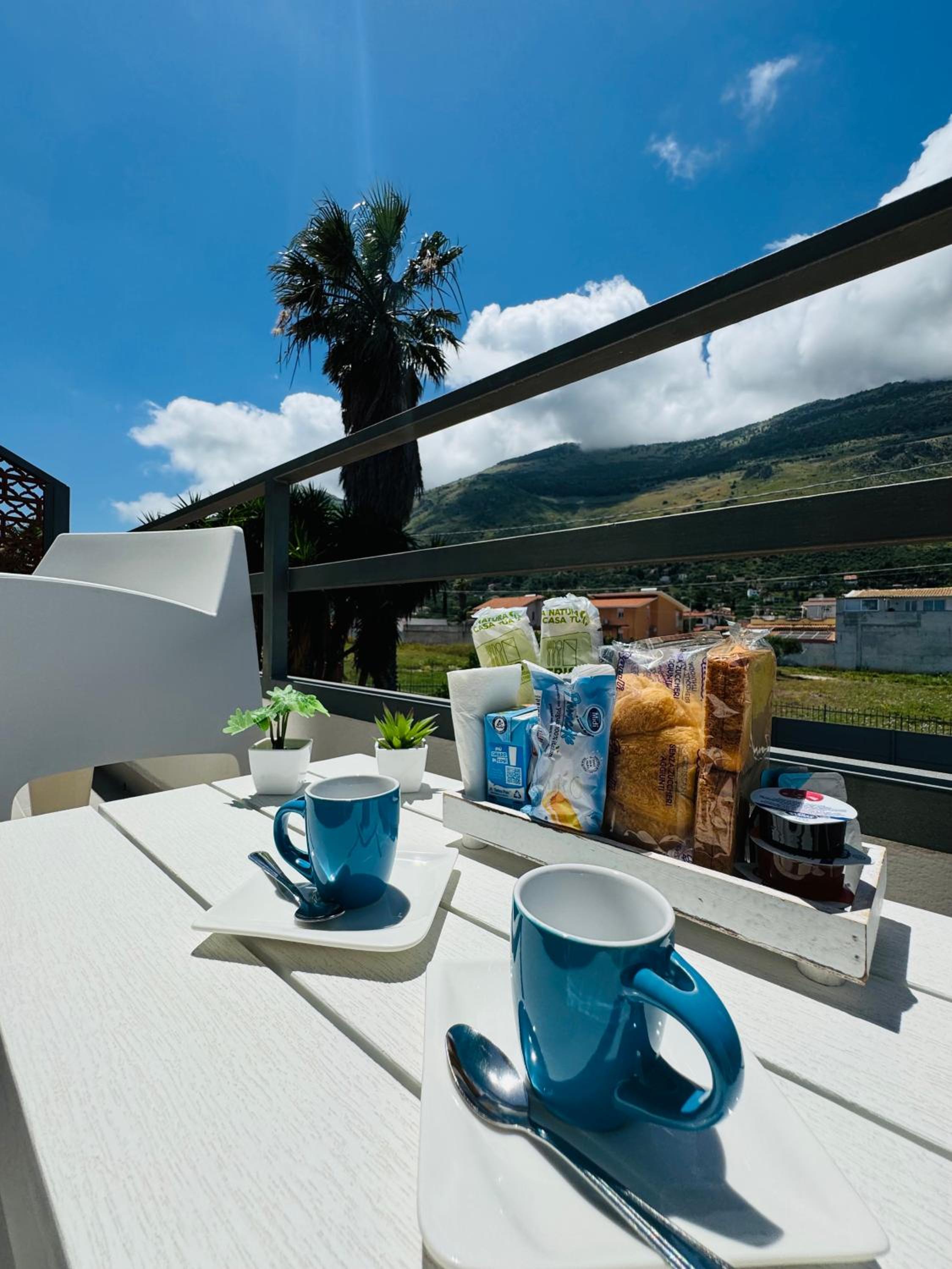 Double Room with Balcony photo 2