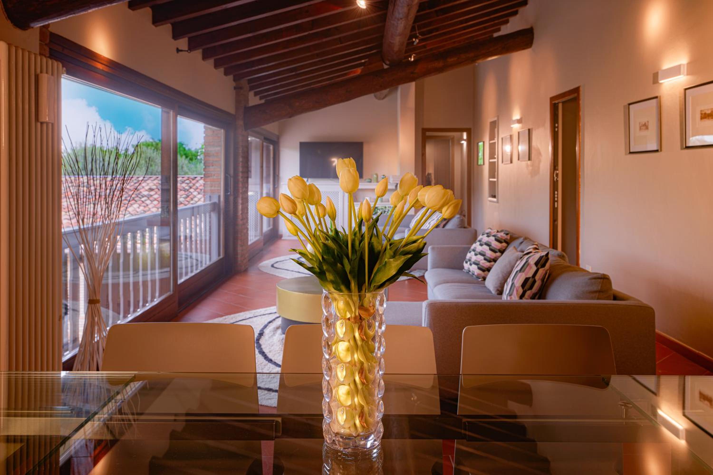Villa photo 3