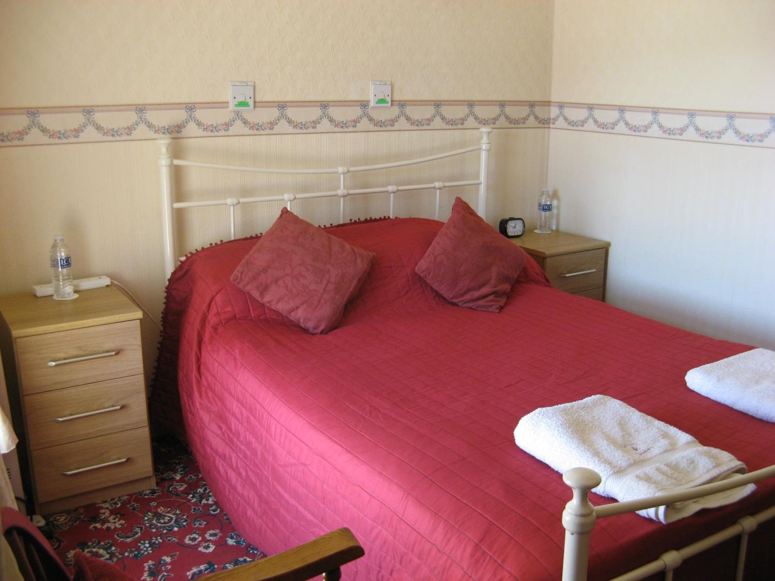 Small Double Room - Photo 1