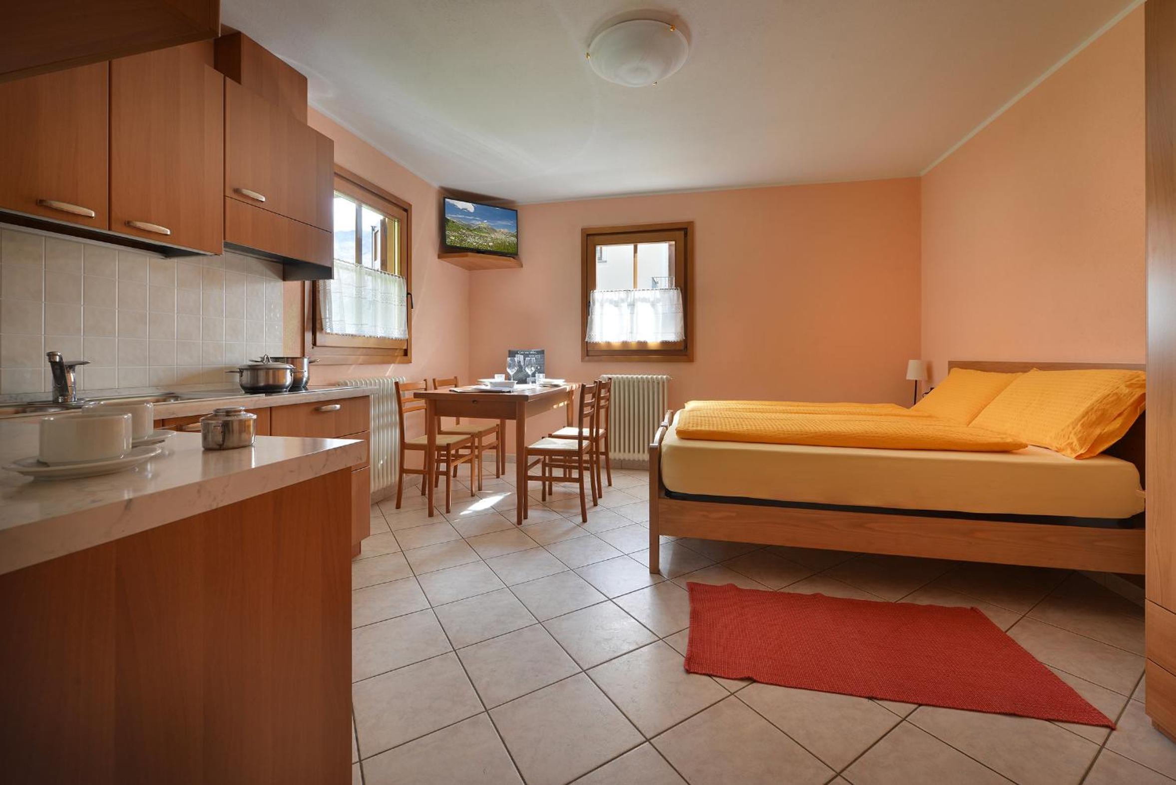 Studio (2 Adults) - Annex