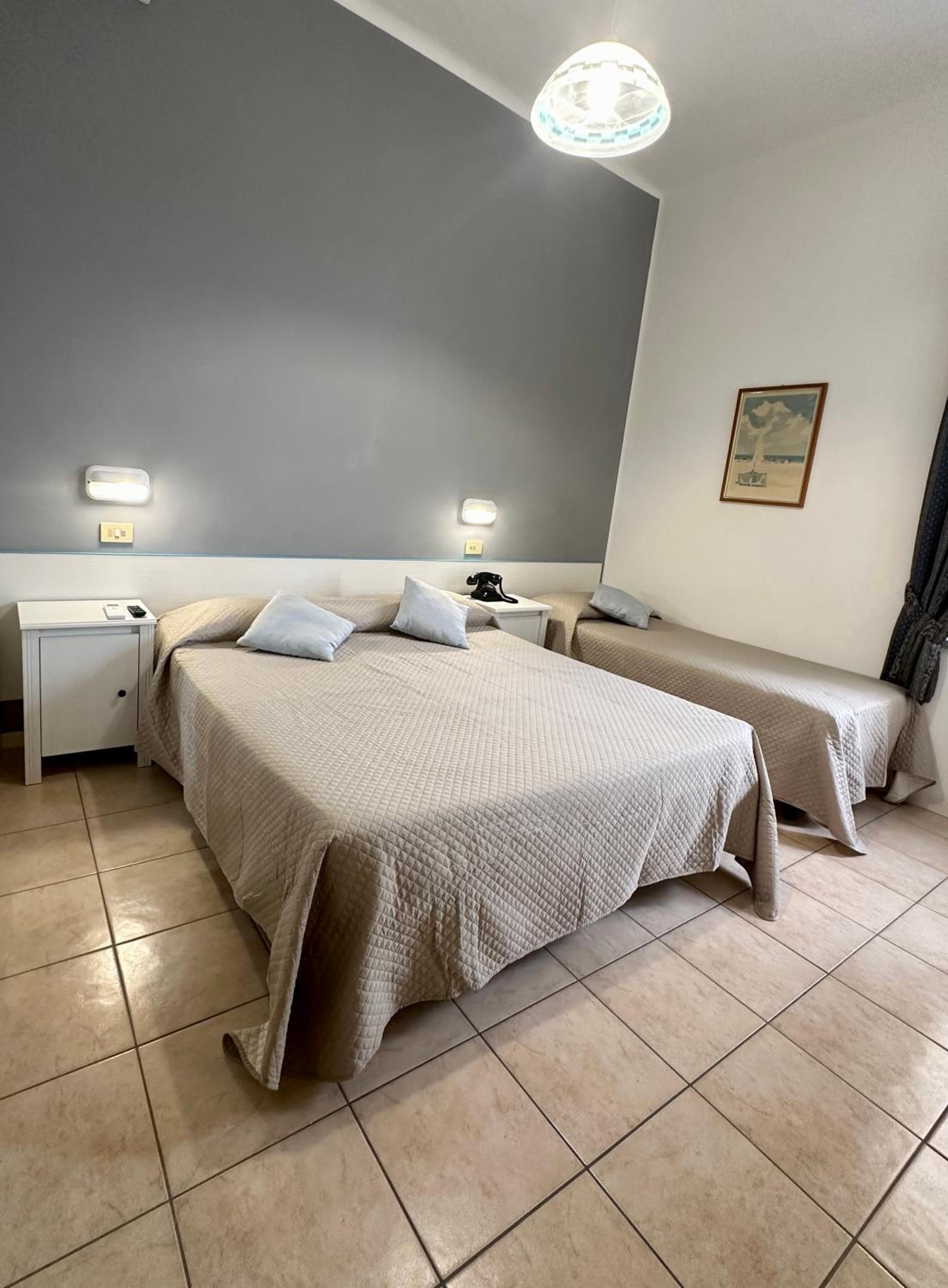 Double or Twin Room - Photo 1