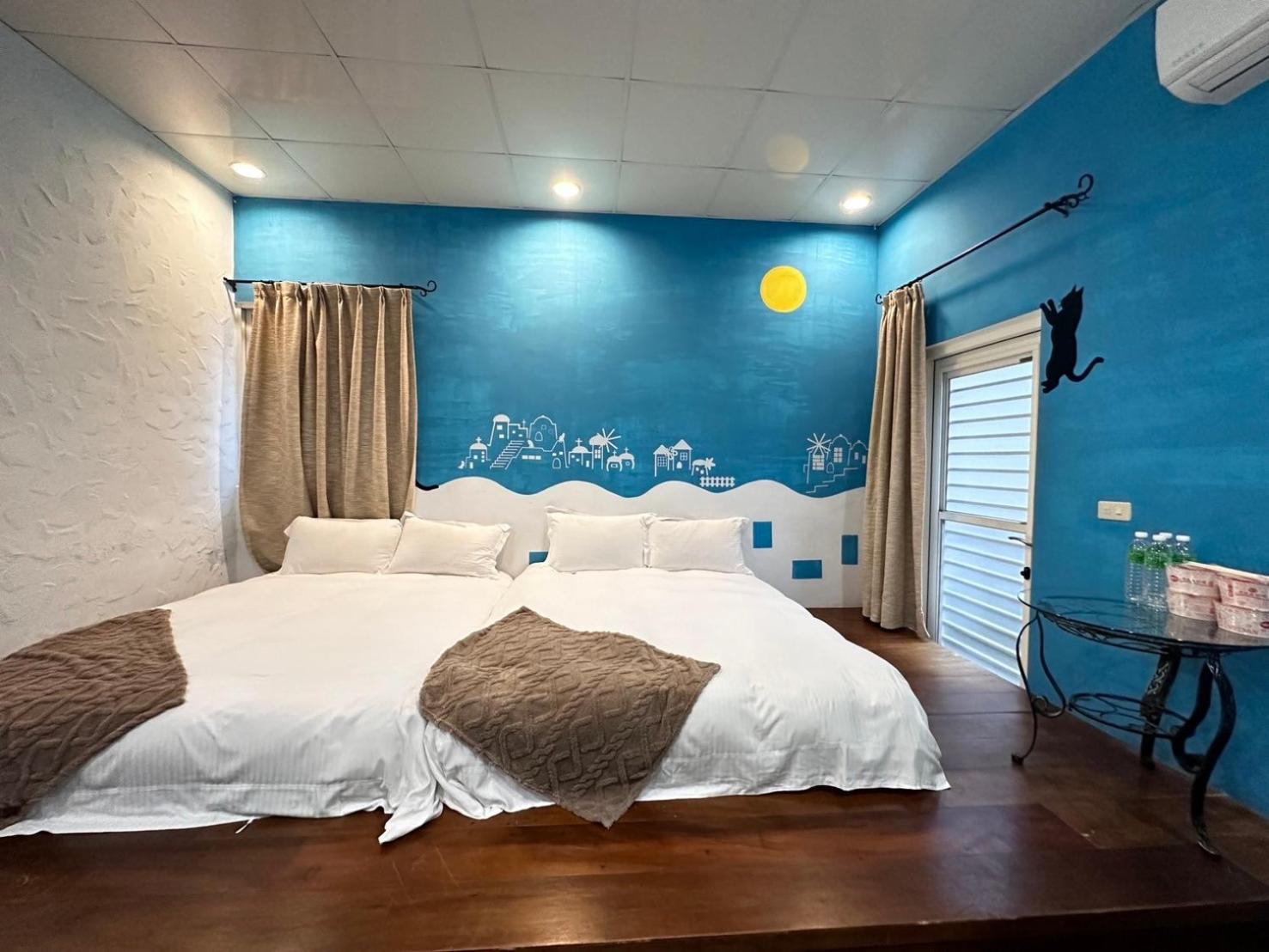 Quadruple Room With Bath photo 2