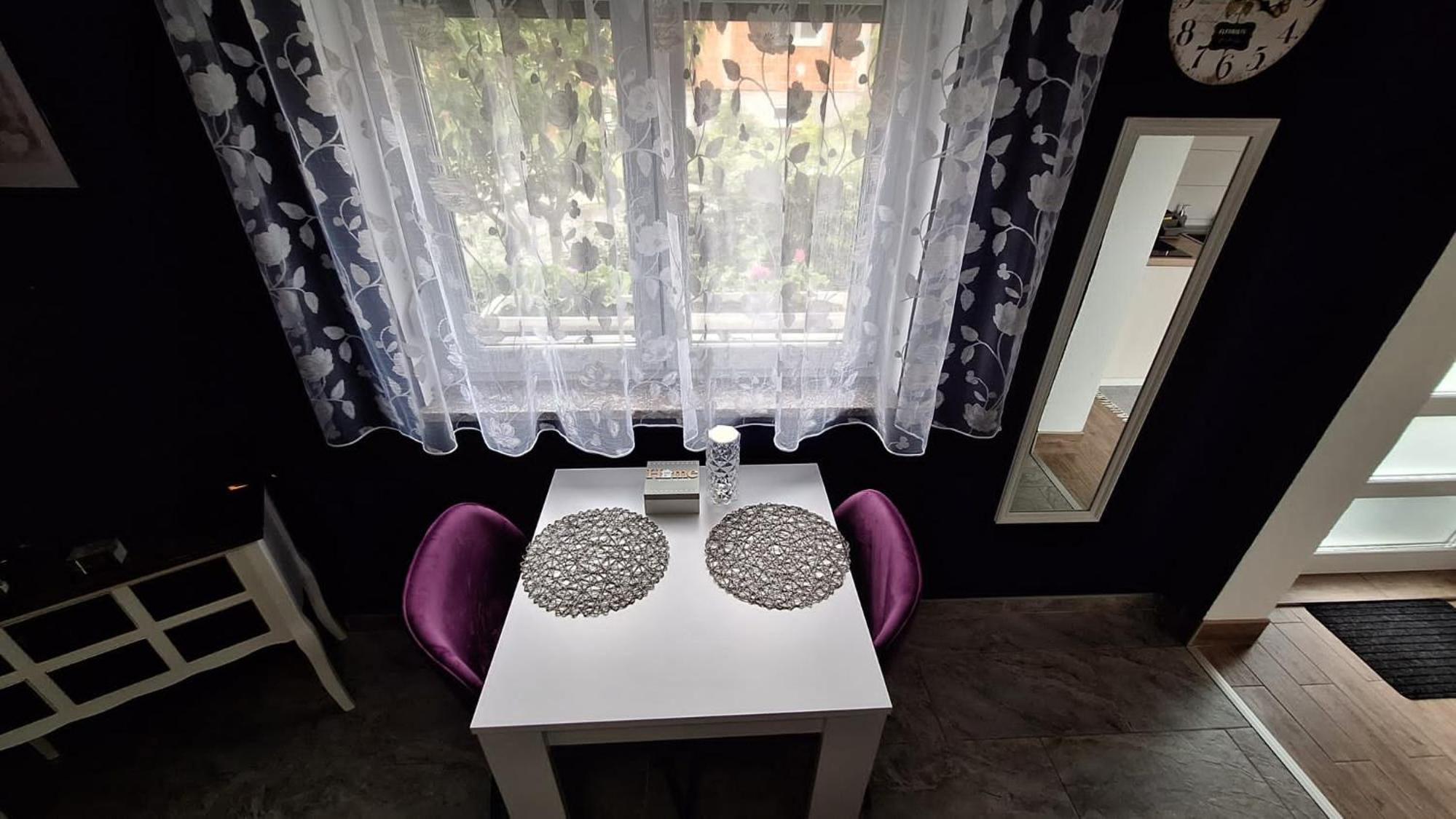 One-Bedroom Apartment - Photo 46