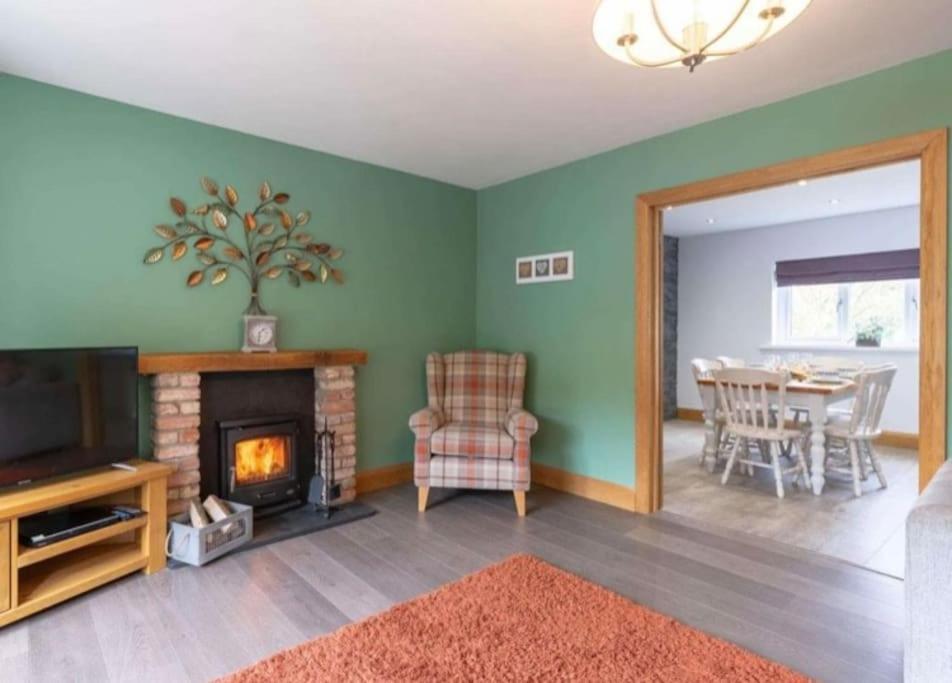 Four-Bedroom House photo 3