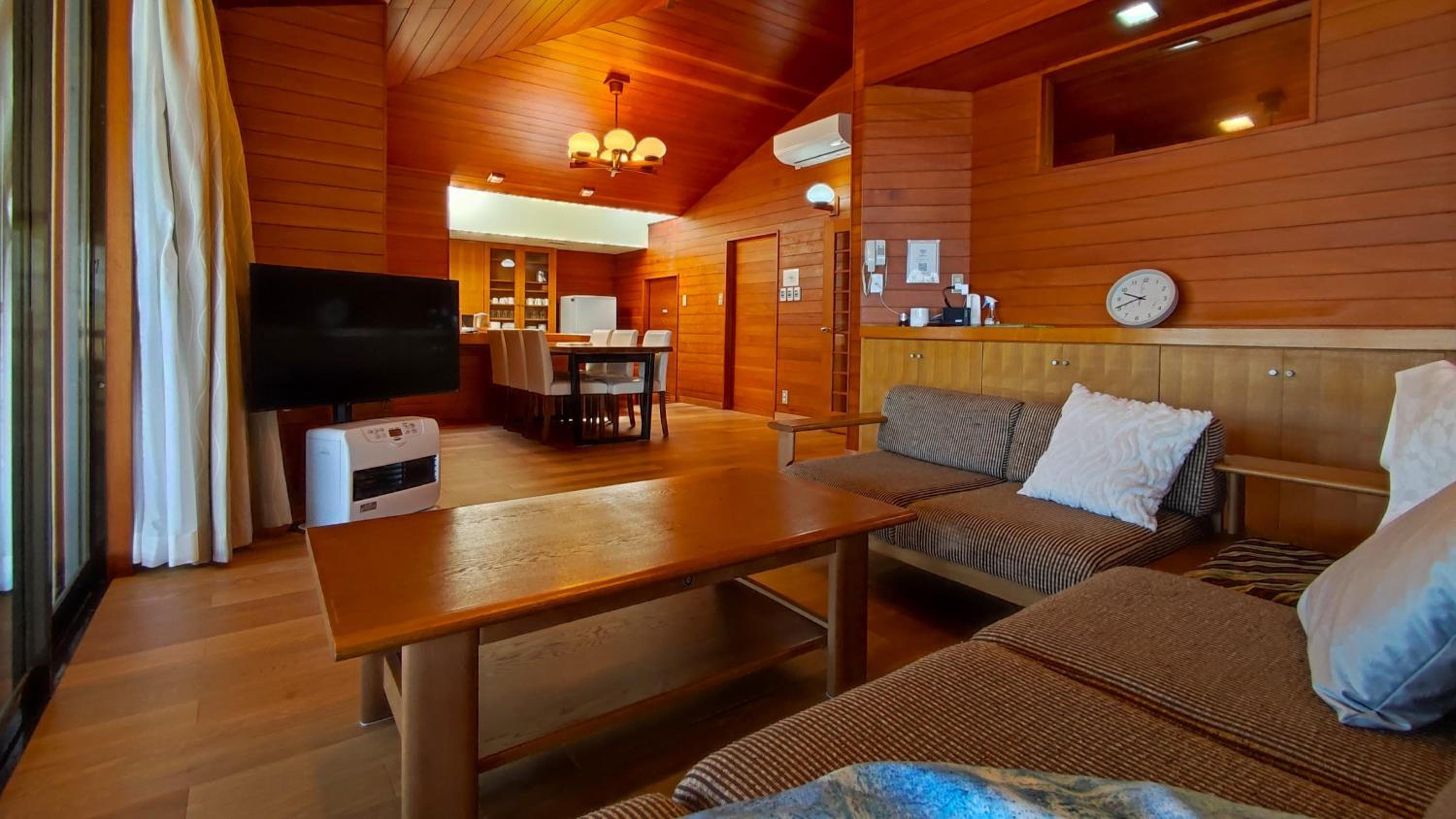 Two-Bedroom House photo 3