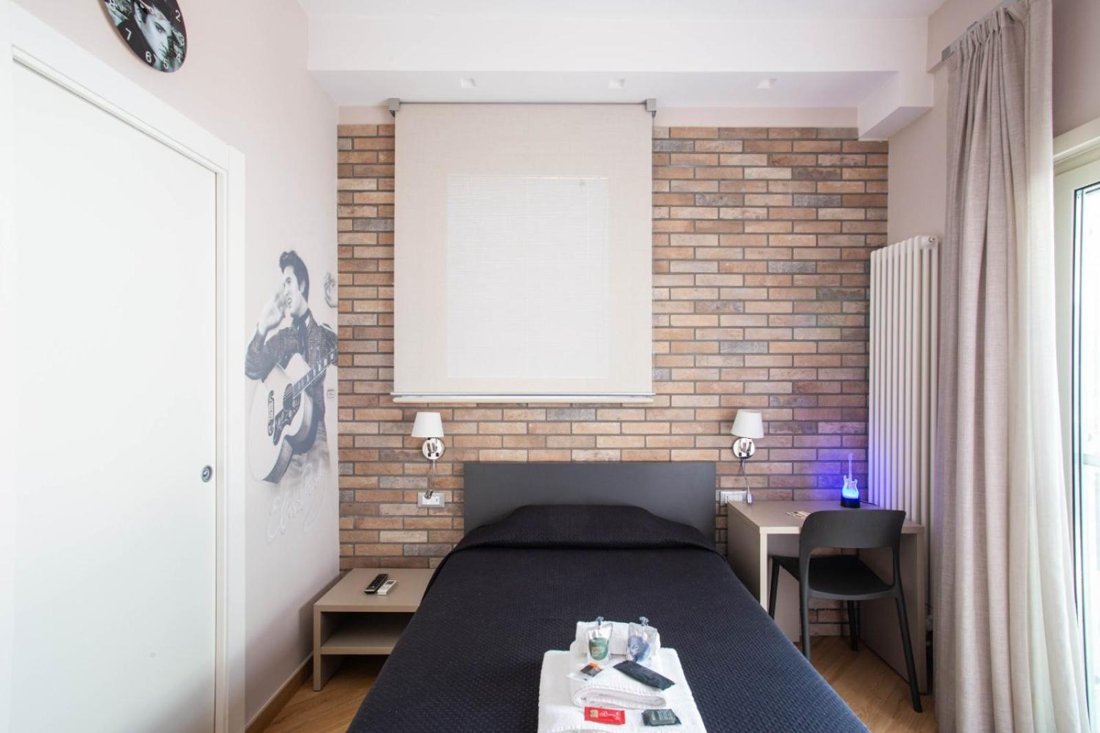 Single Room With Private Bathroom