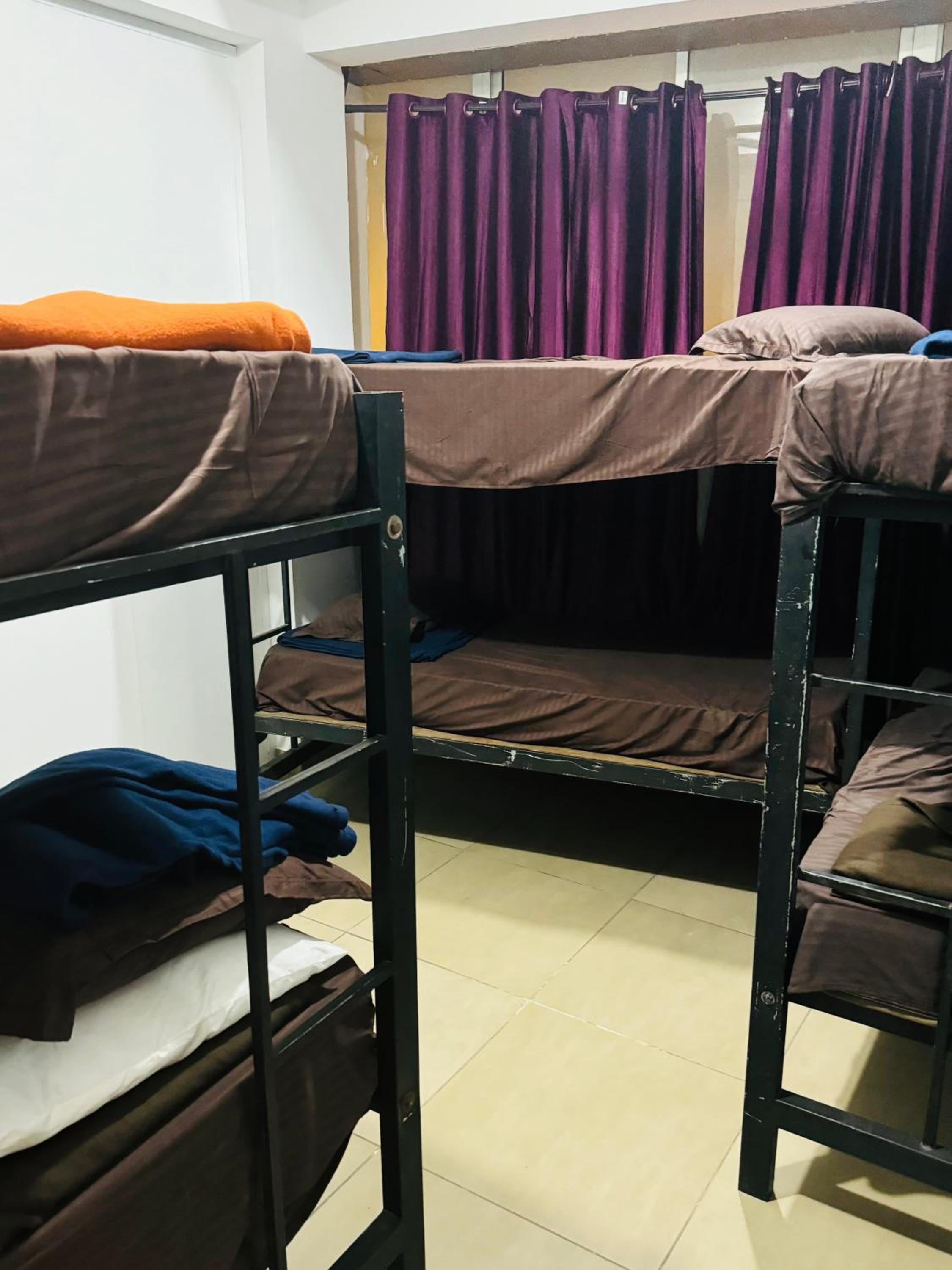 Mixed Dormitory Room photo 2