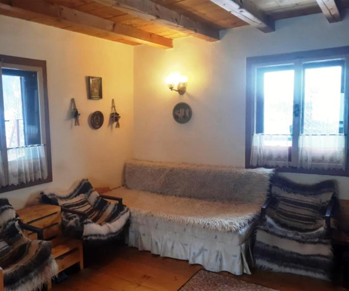 Three-Bedroom Chalet photo 1