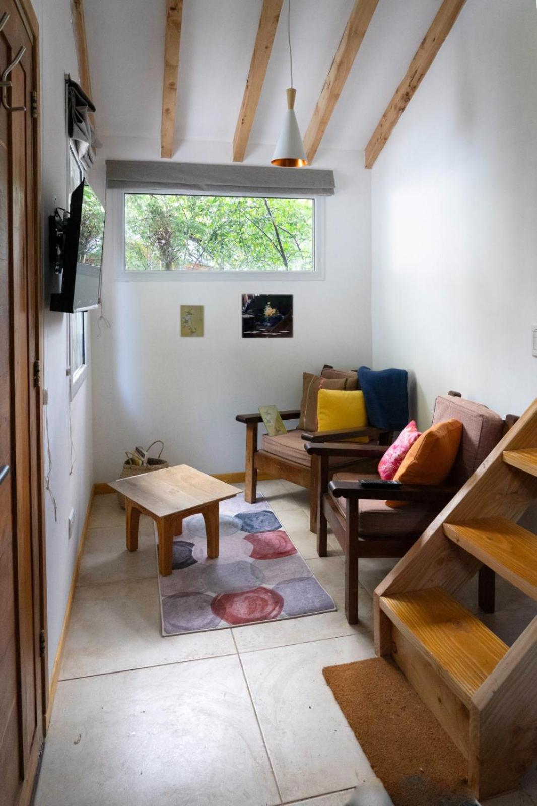 One-Bedroom House photo 1