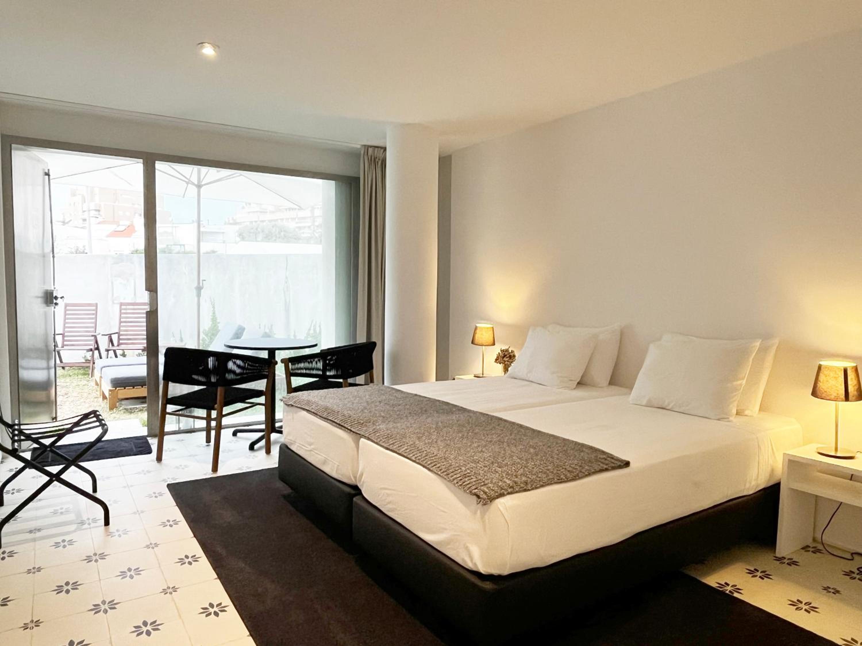 Twin Room with Pool View