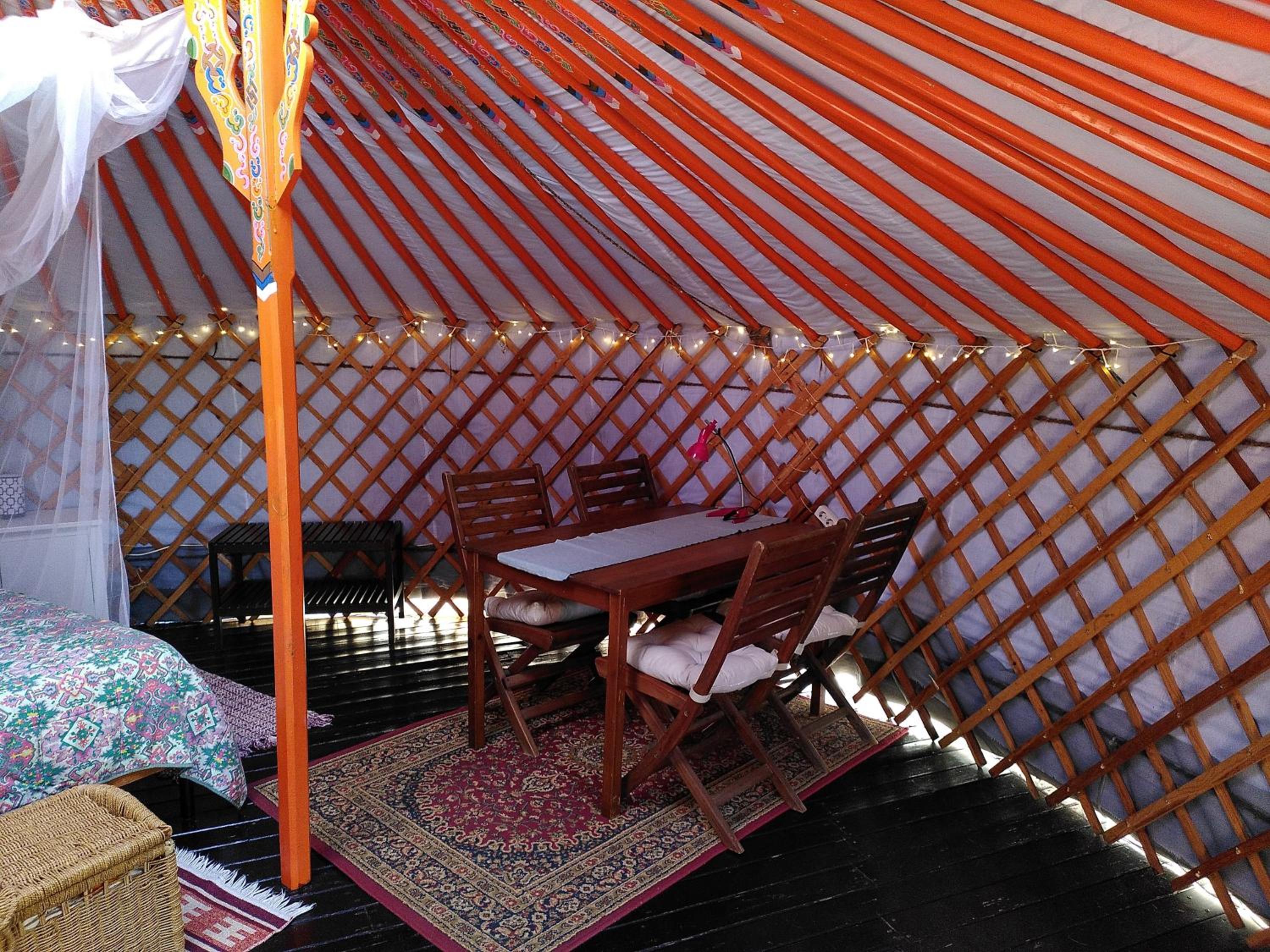 Yurt photo 1