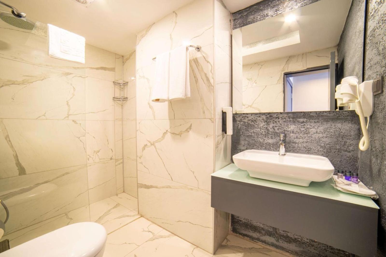 Standard Double or Twin Room with Sea View