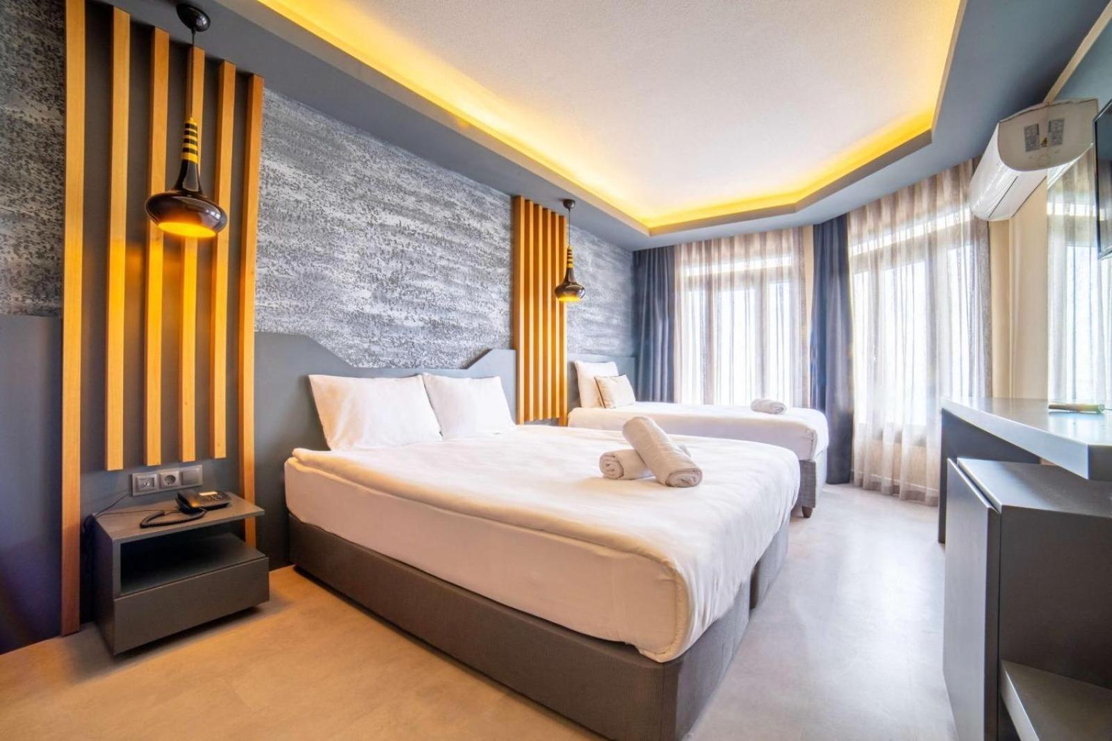 Standard Double or Twin Room with Sea View