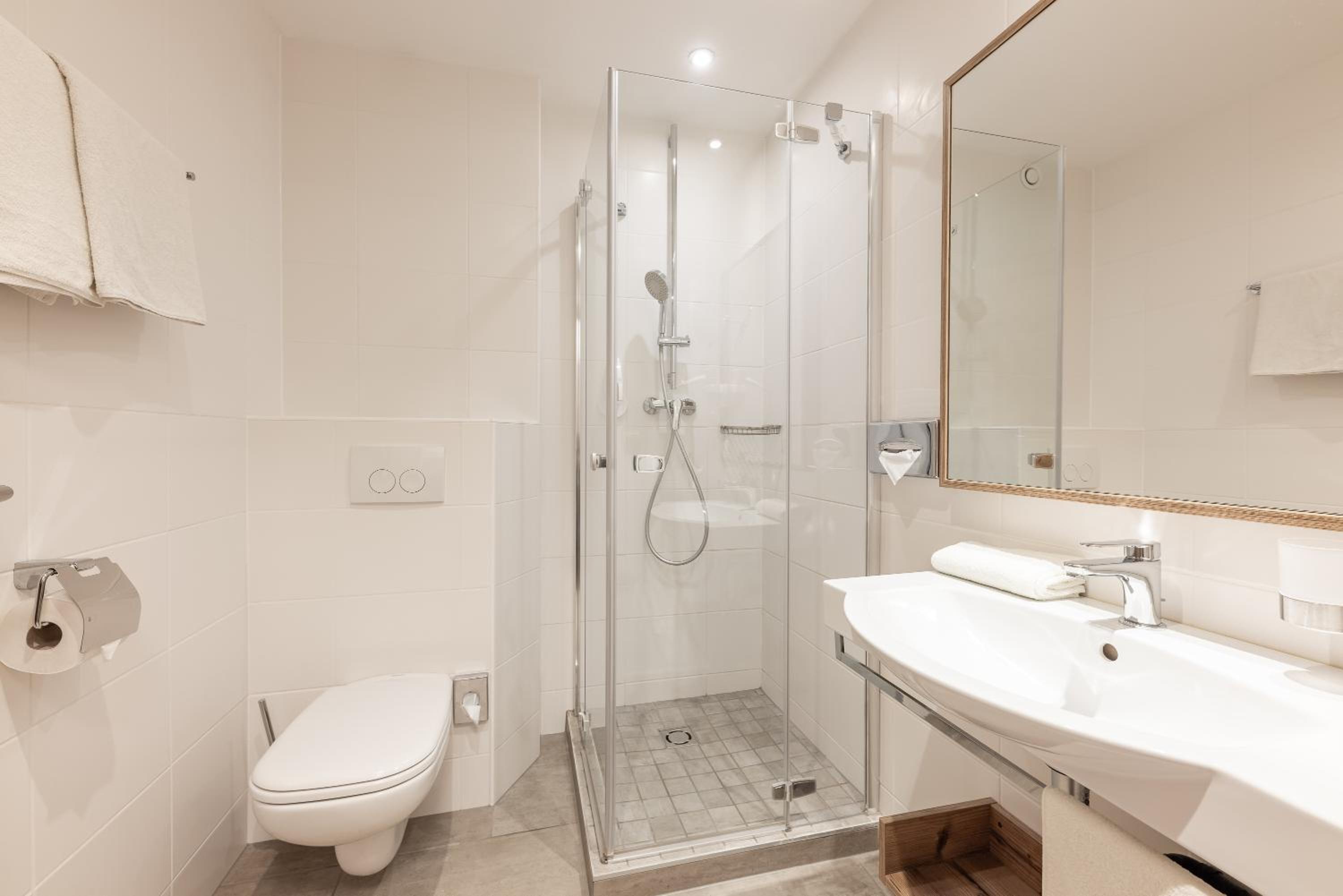 Quadruple Room - Photo 14