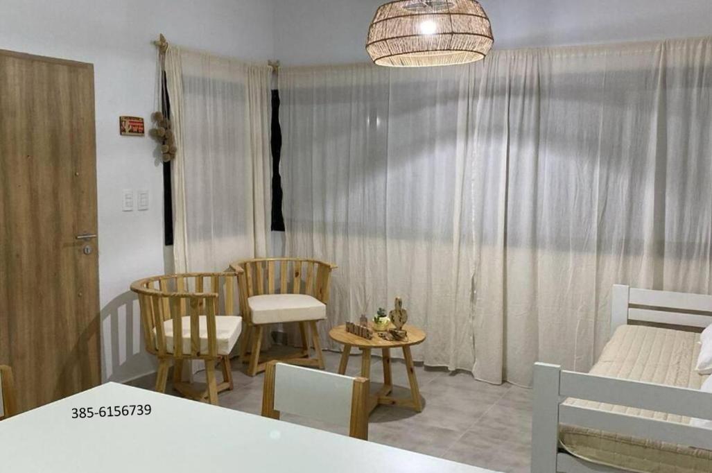 One-Bedroom House photo 1