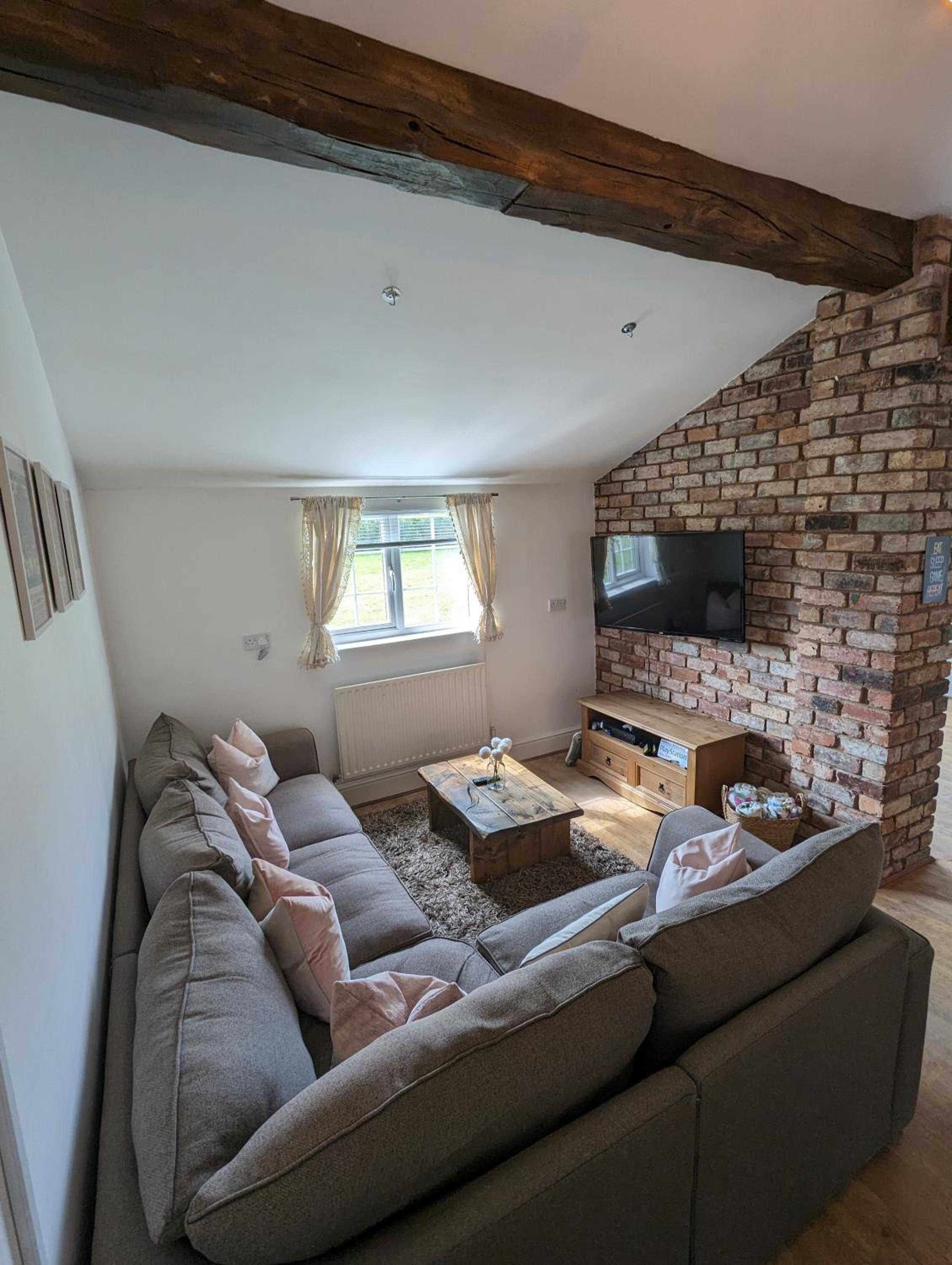 Four-Bedroom Vacation Home photo 1