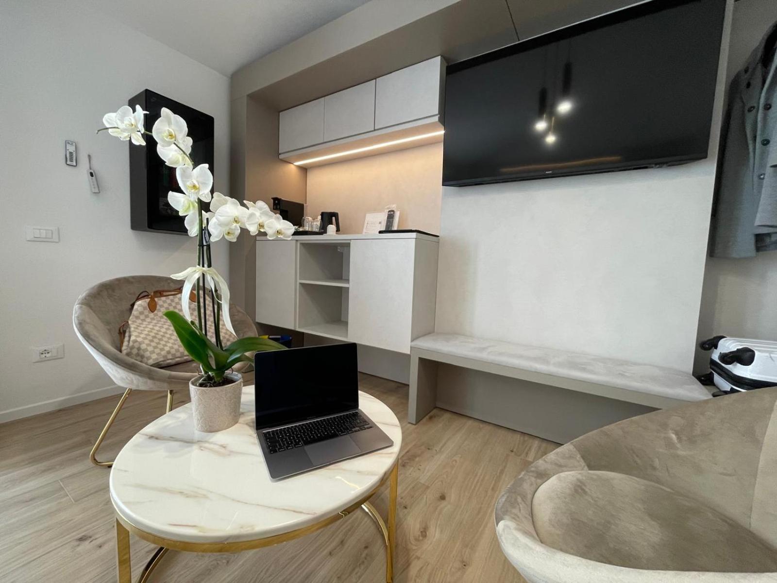 King Room with Spa Bath photo 3