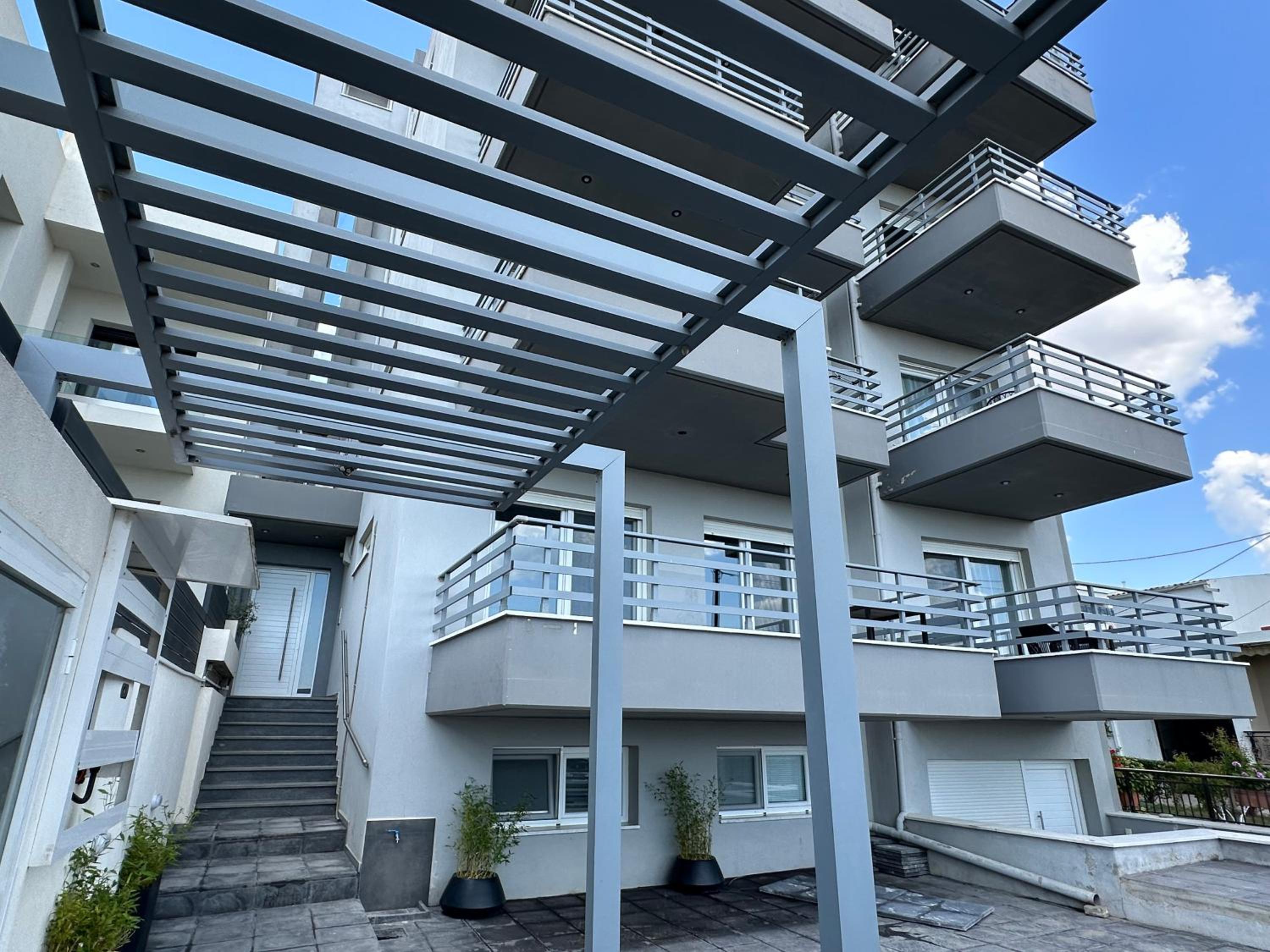 Apartment - Ground Floor photo 3