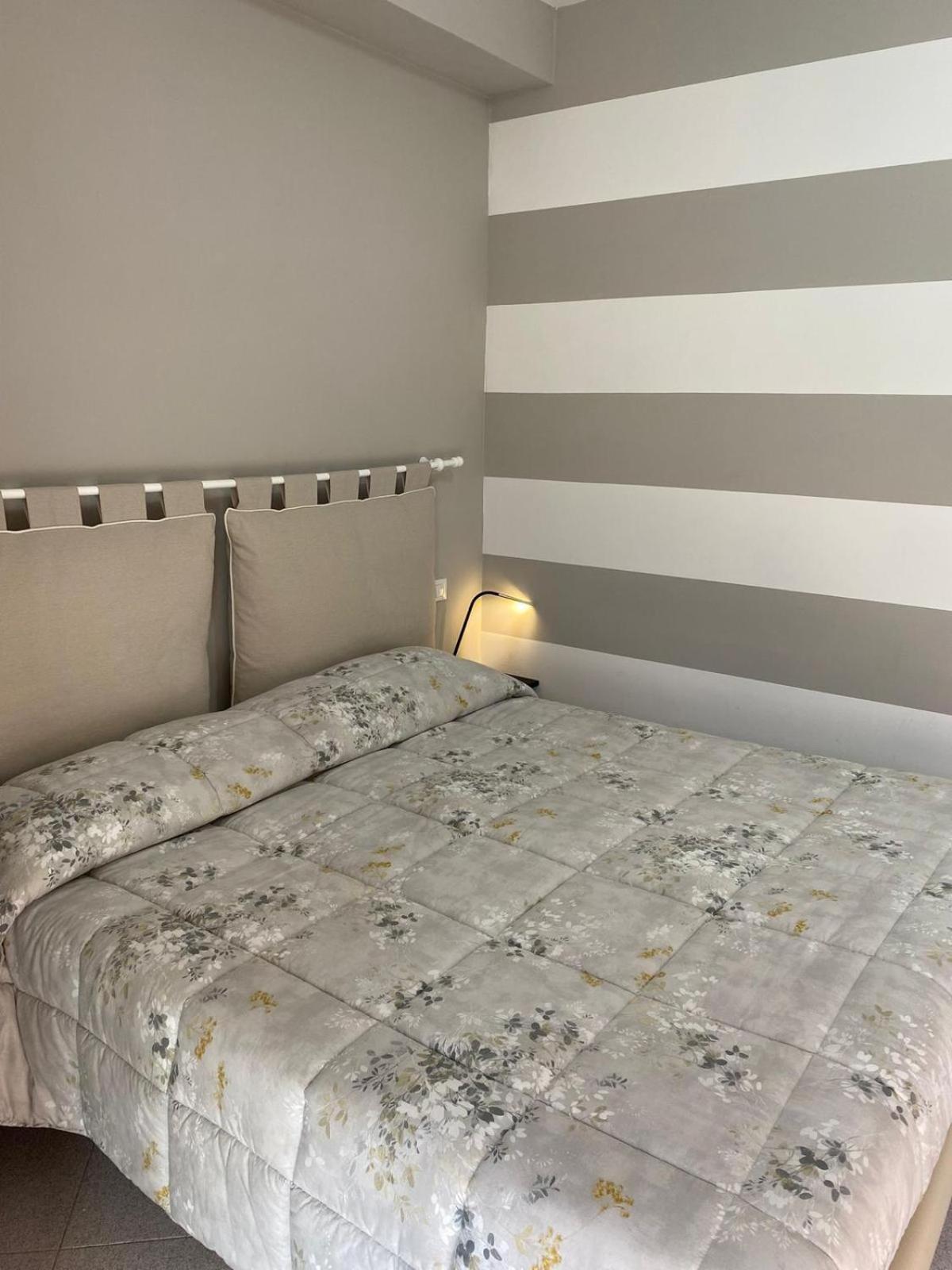 Double Room - Photo 7