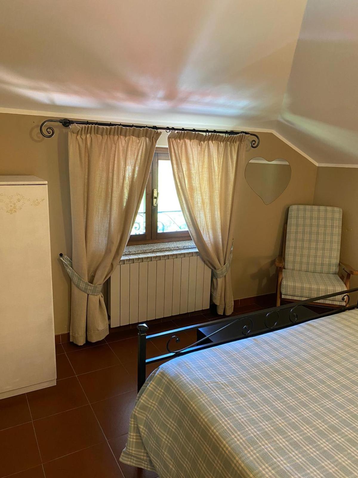 Double Room - Photo 12