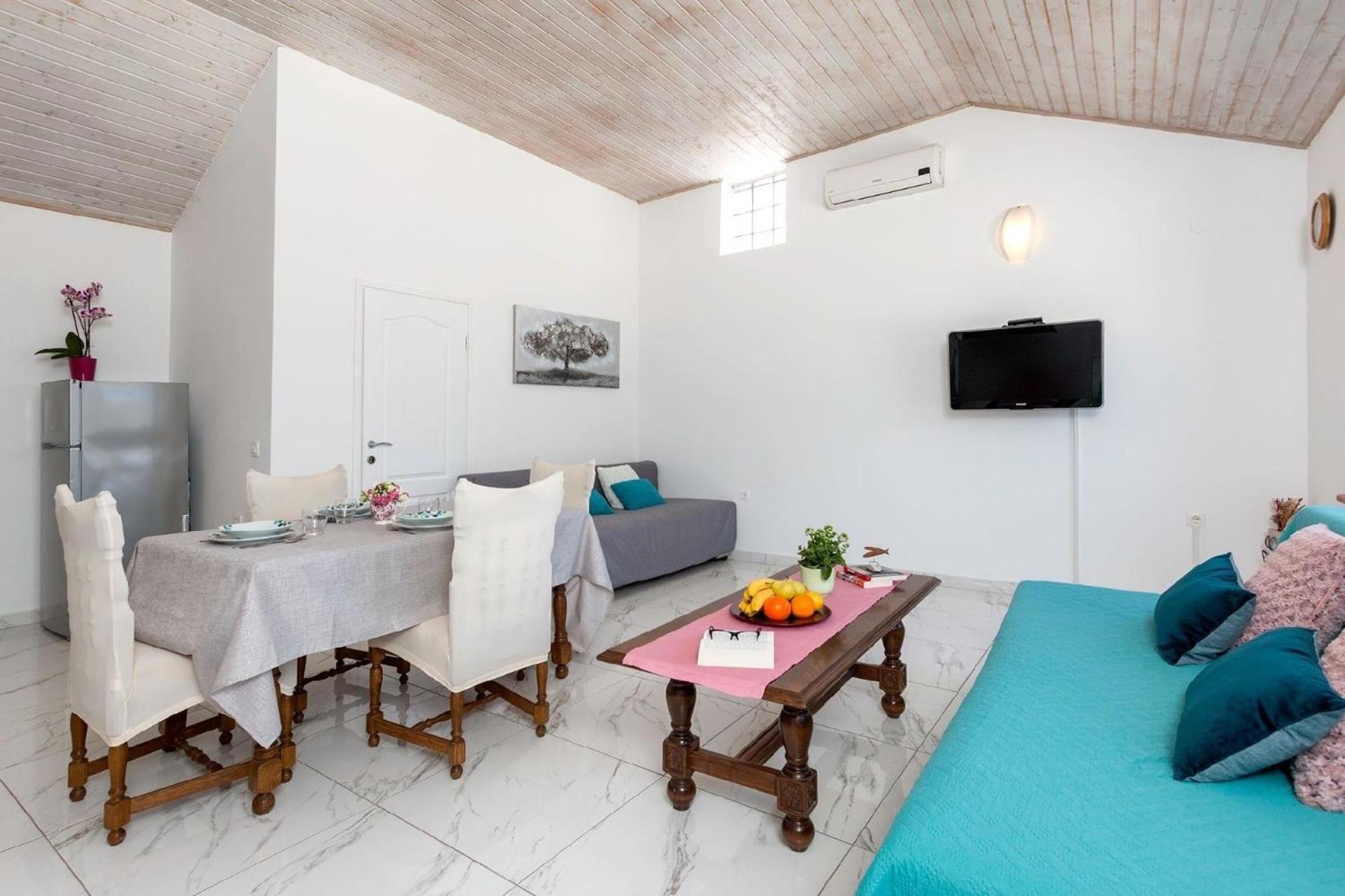 Two-Bedroom Holiday Home photo 1