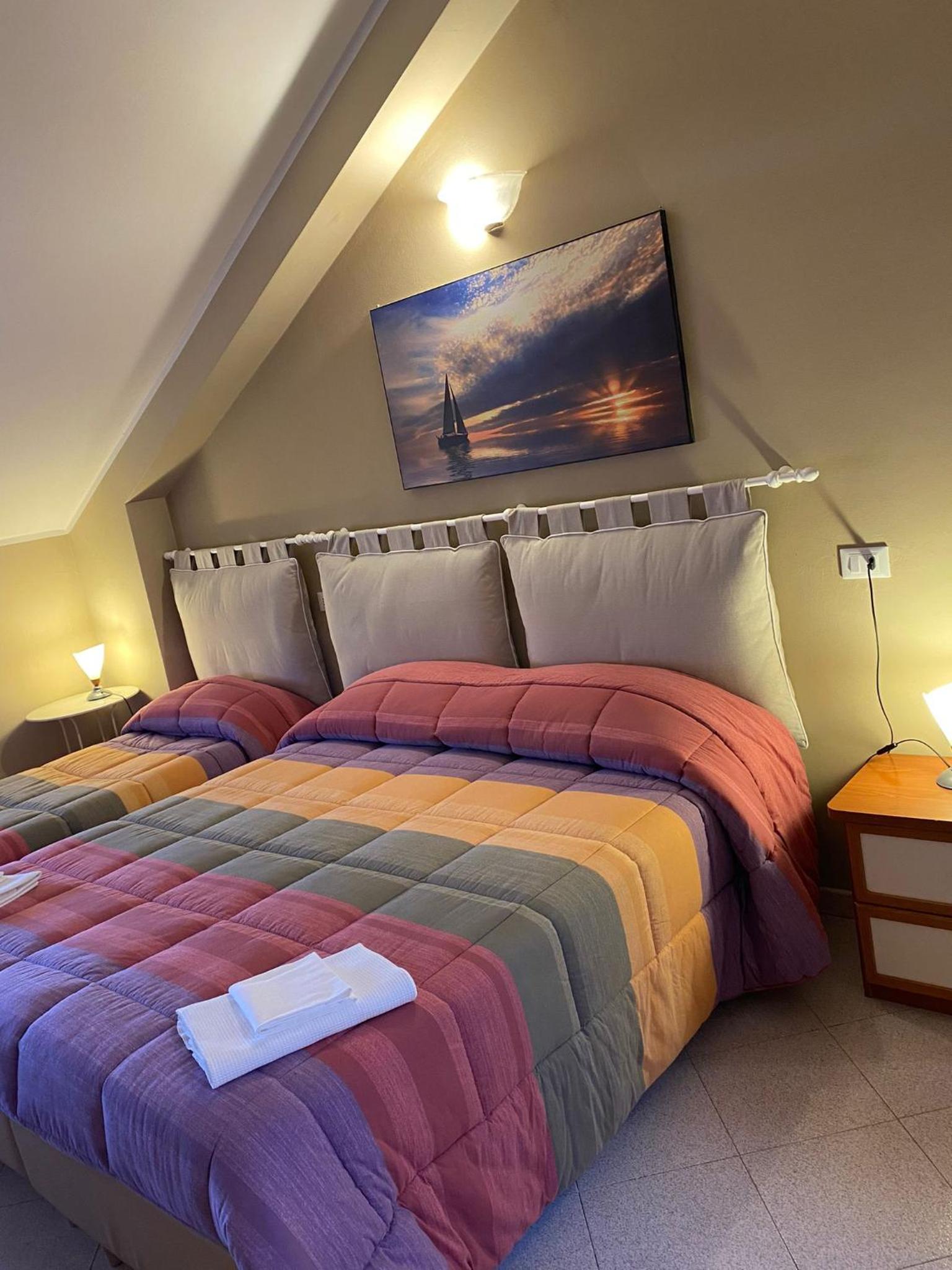Quadruple Room - Photo 7