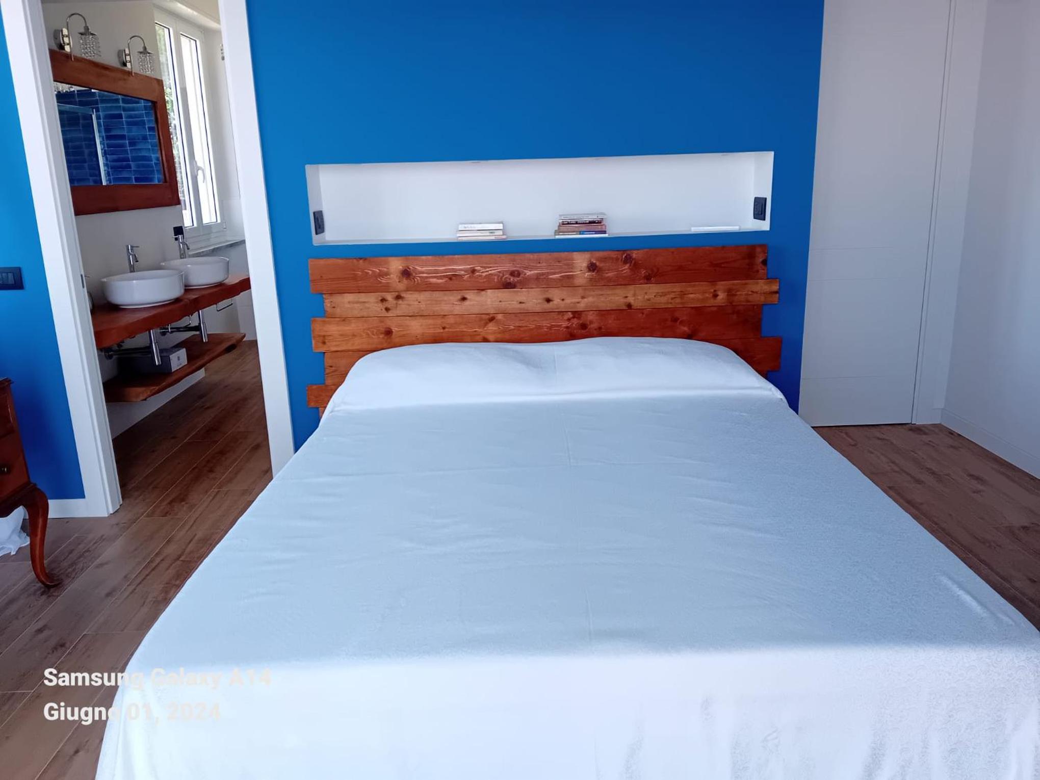 Deluxe Double Room with Balcony and Sea View photo 1