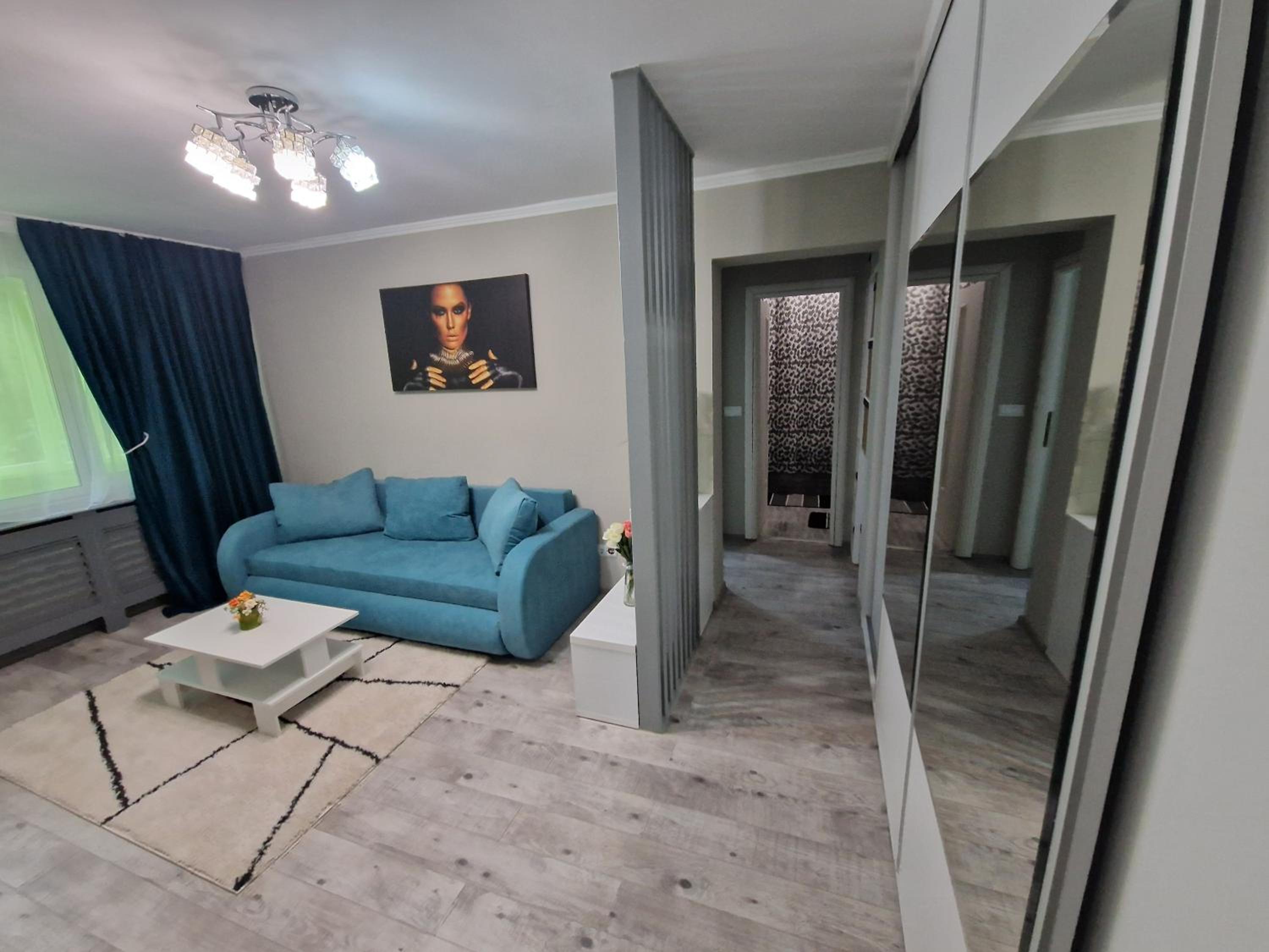 One-Bedroom Apartment photo 1