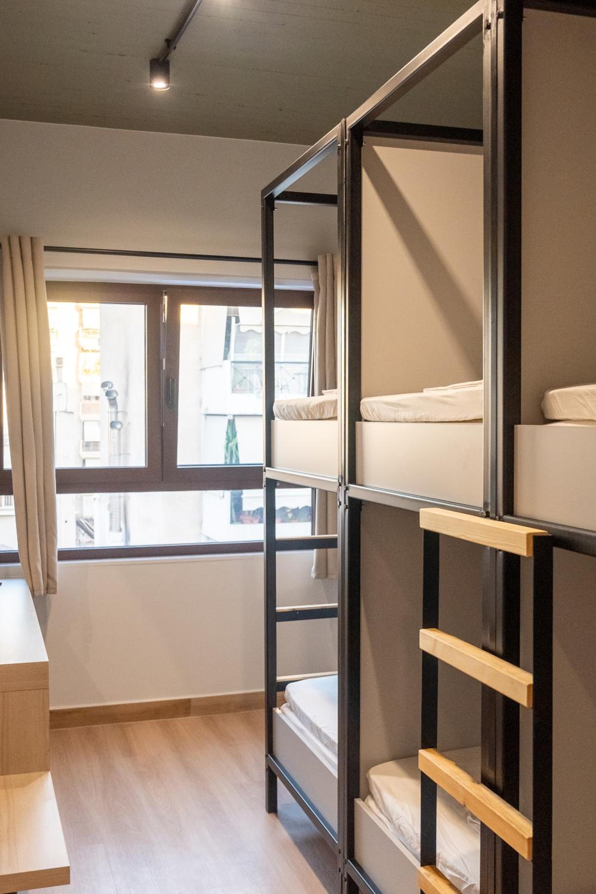 Standard Quadruple Room photo 2