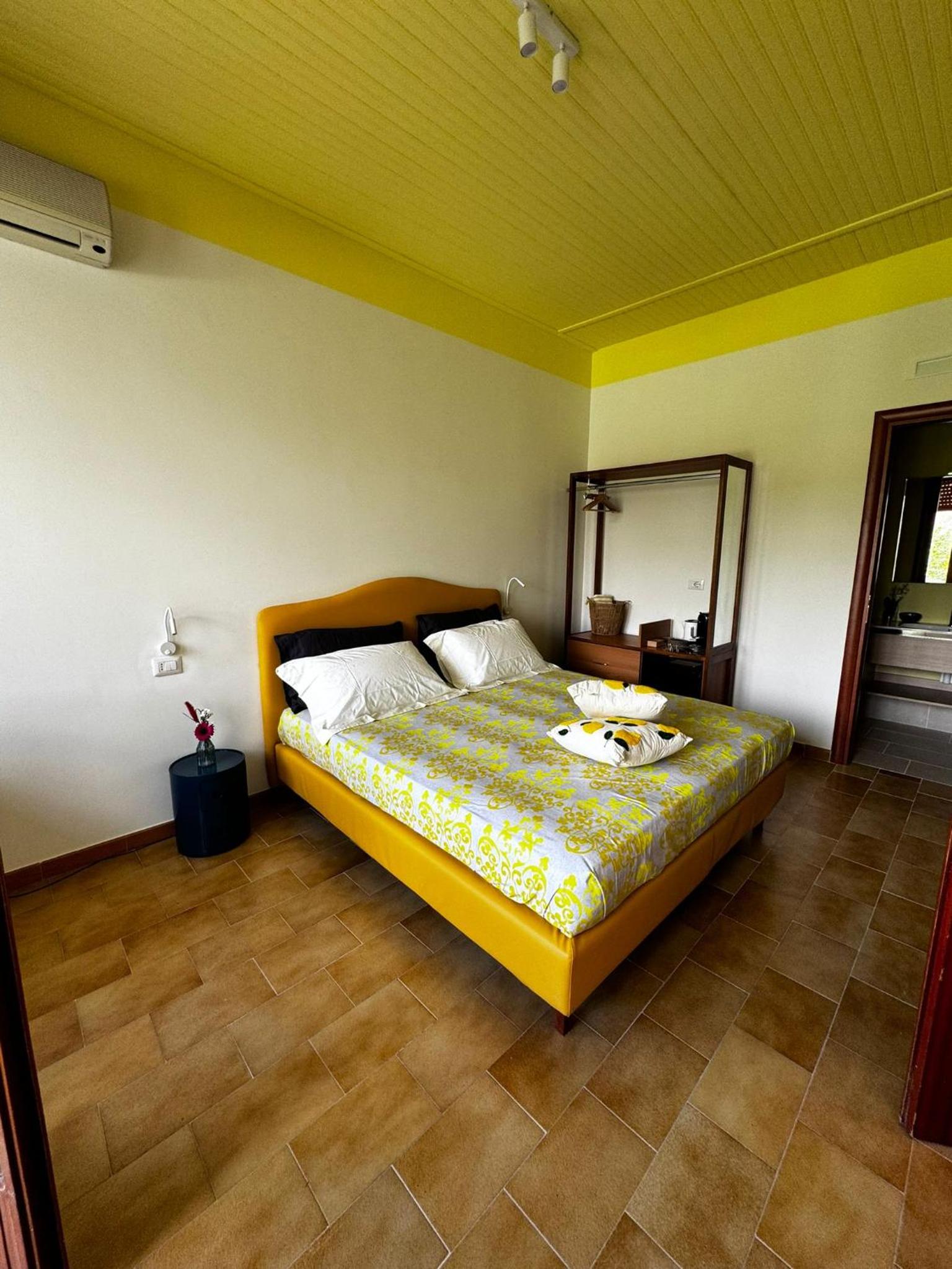 Triple Room with Balcony photo 1