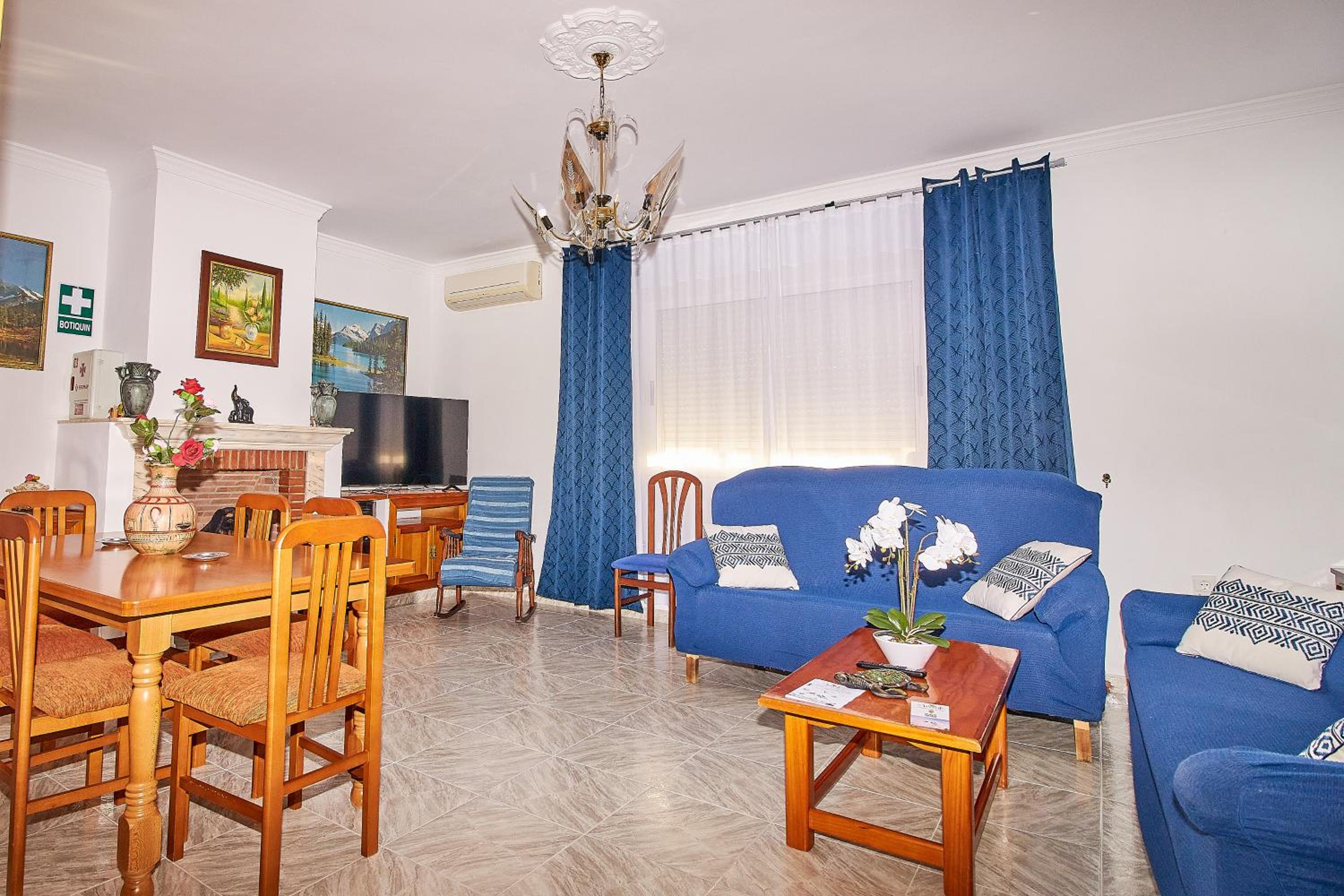 Casa de vacaciones de cuatro habitaciones.