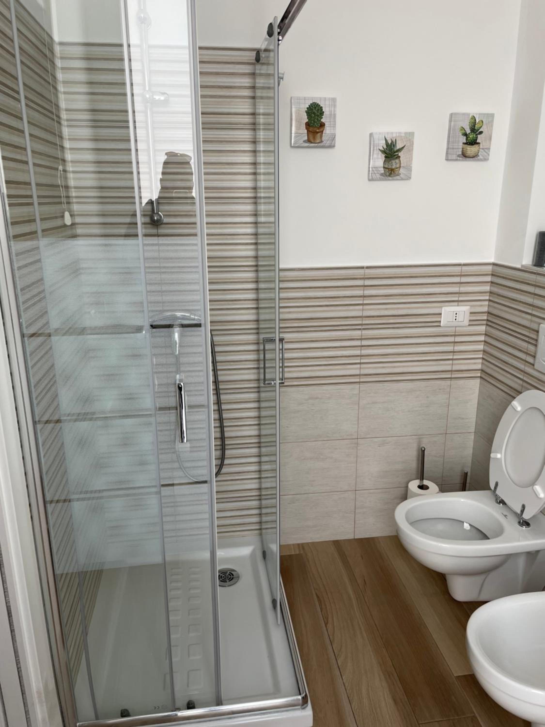 Double Room with Private Bathroom photo 2