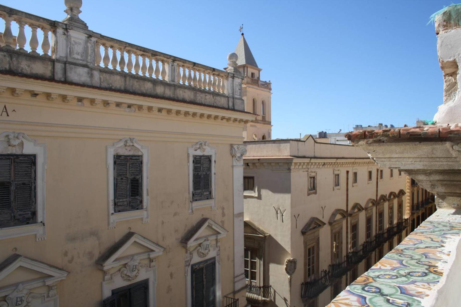 One-Bedroom Apartment with Terrace photo 2
