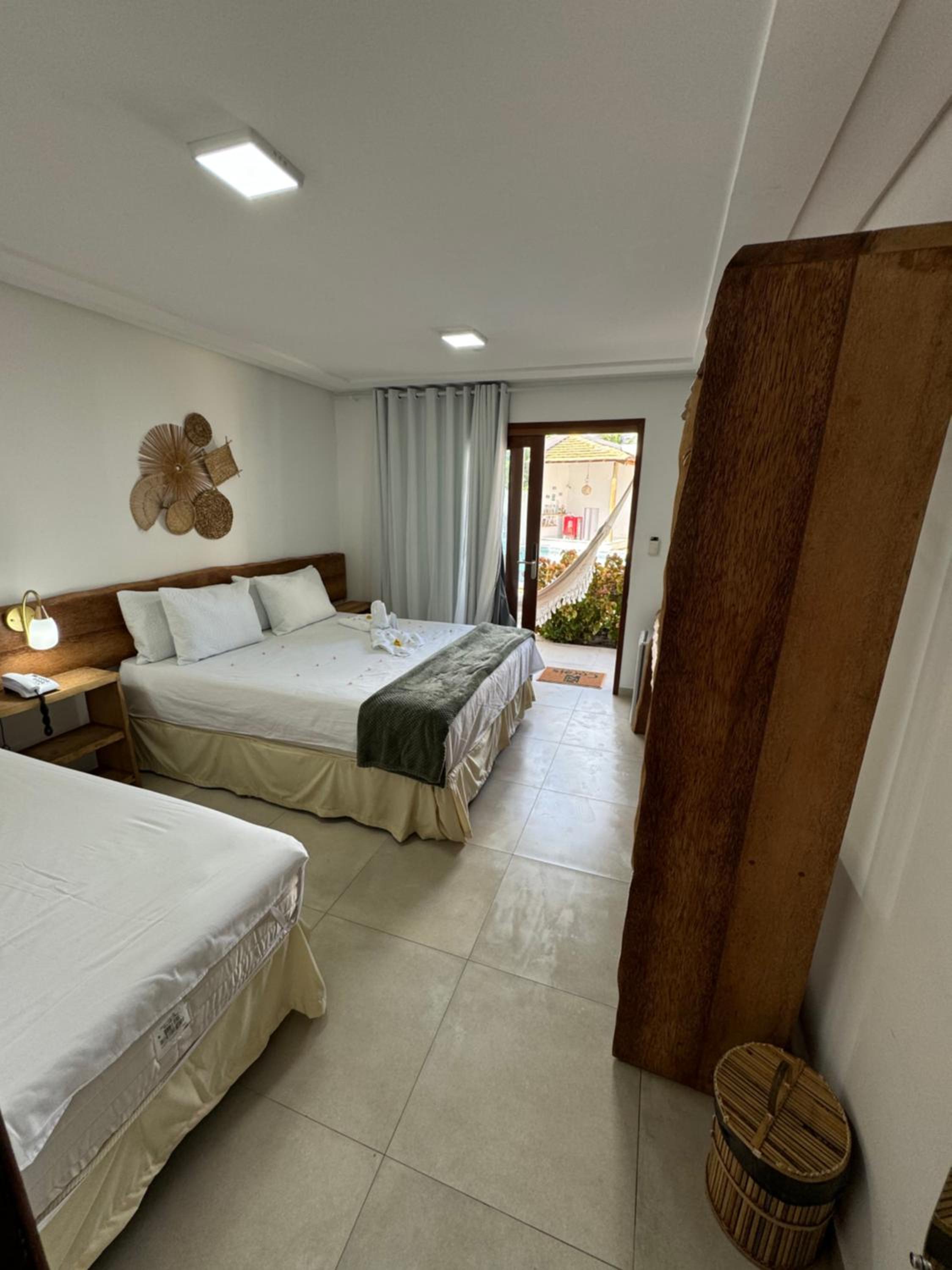 Standard Queen Room