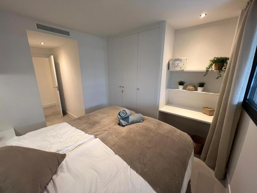 Apartamento de tres habitaciones con vista al mar