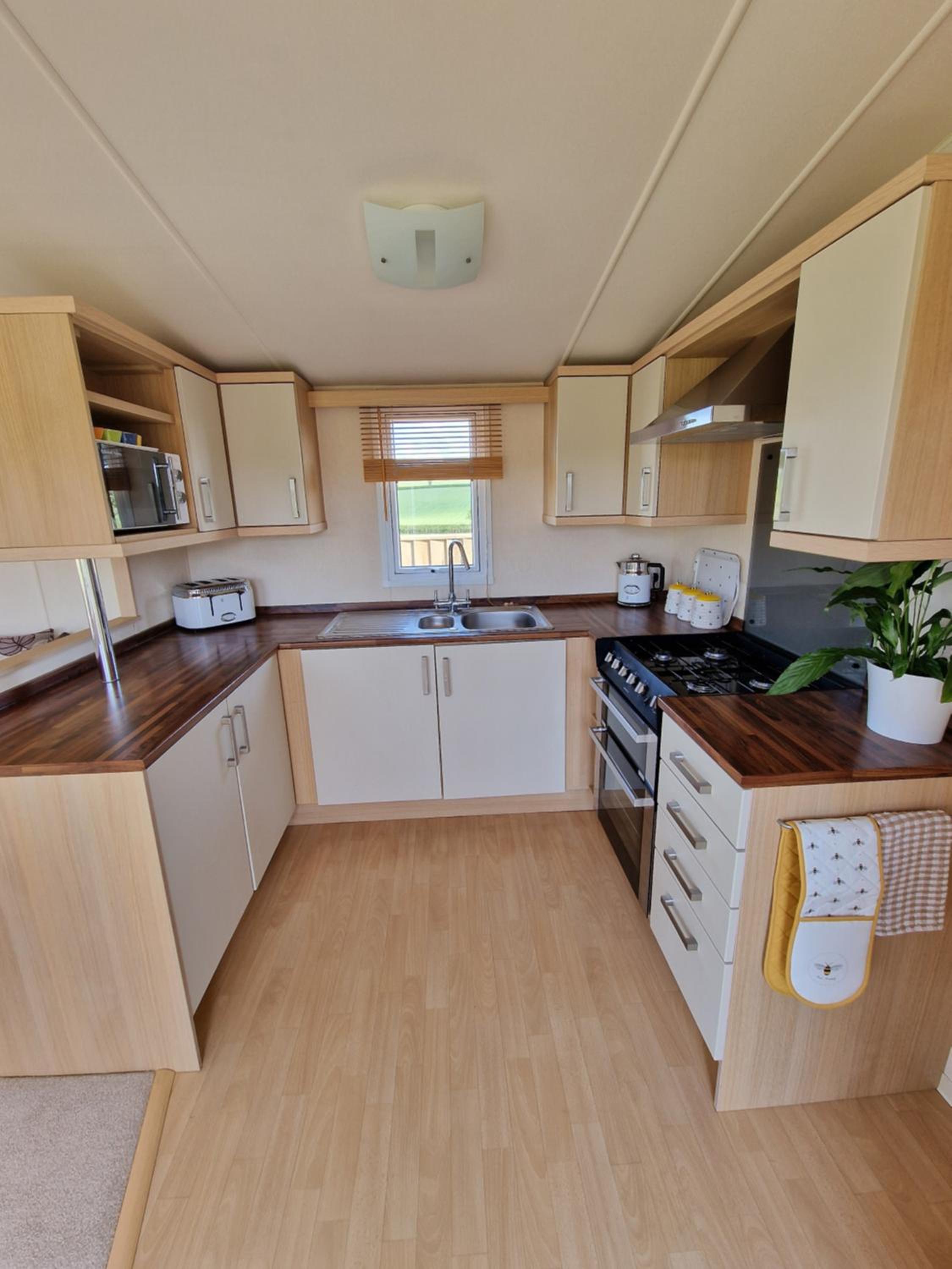 Caravan photo 3