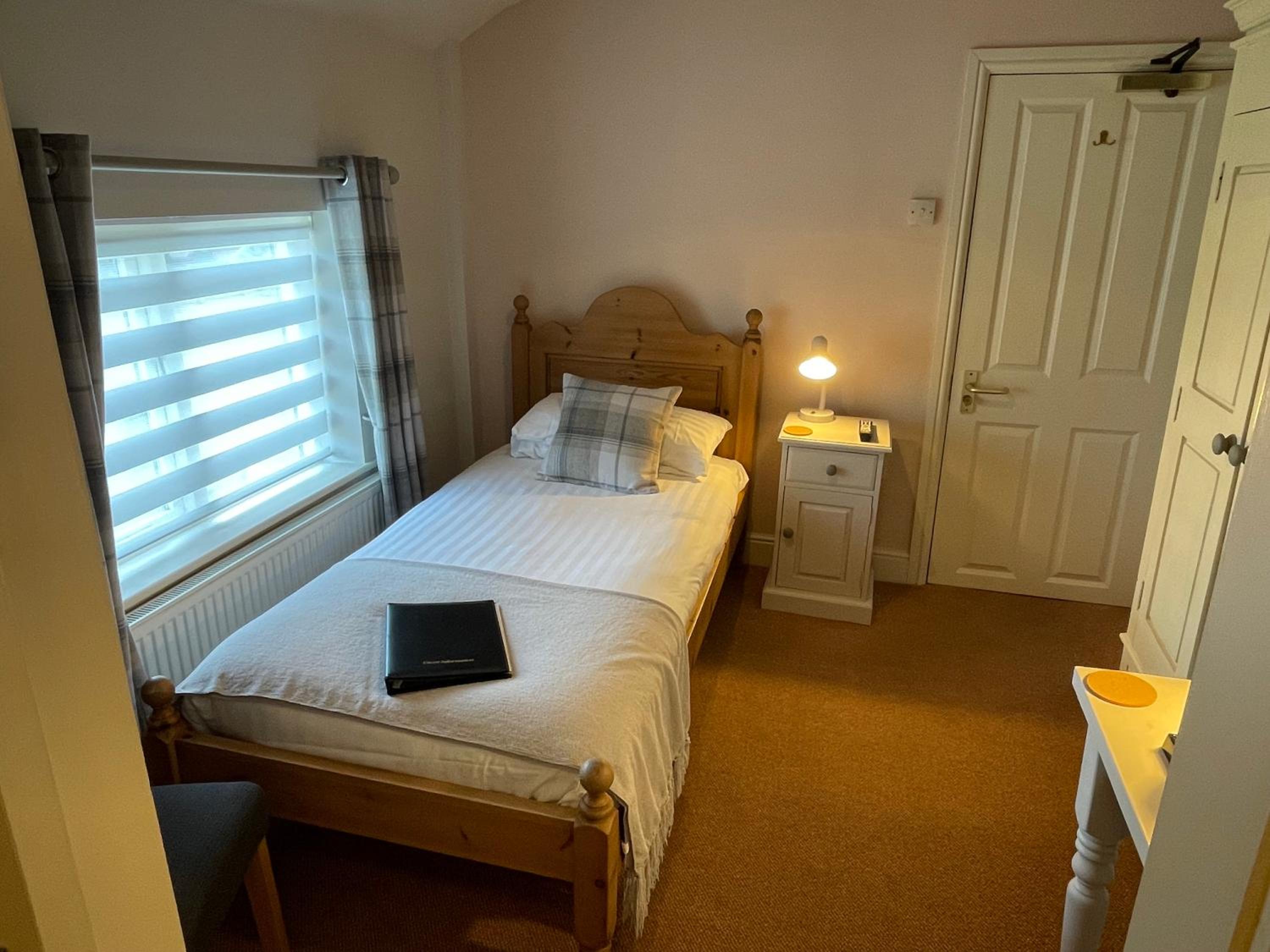 Single Room photo 1