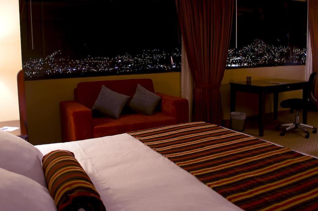 Suite with Mountain View